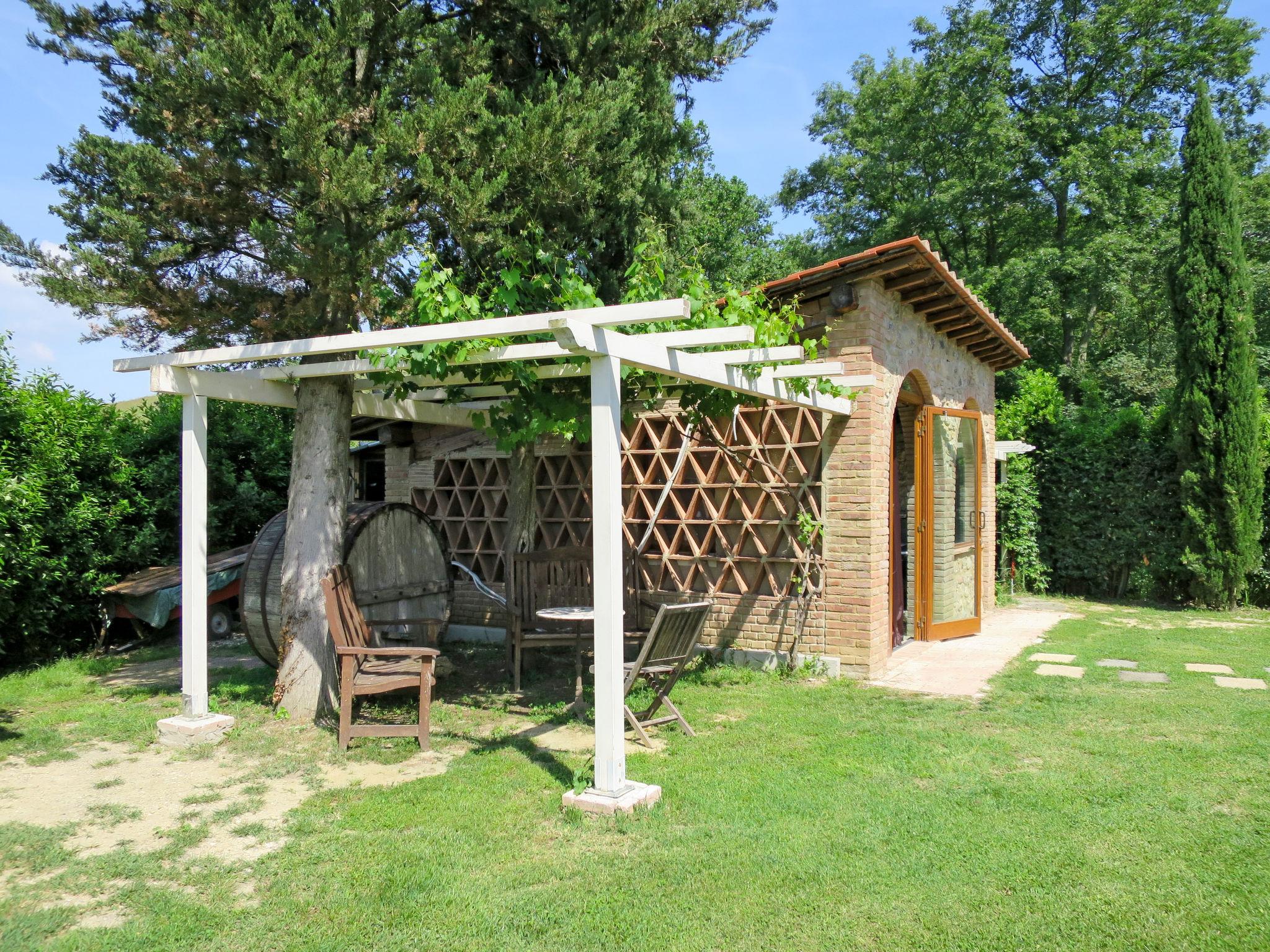 Foto 33 - Casa con 4 camere da letto a Volterra con piscina privata e giardino