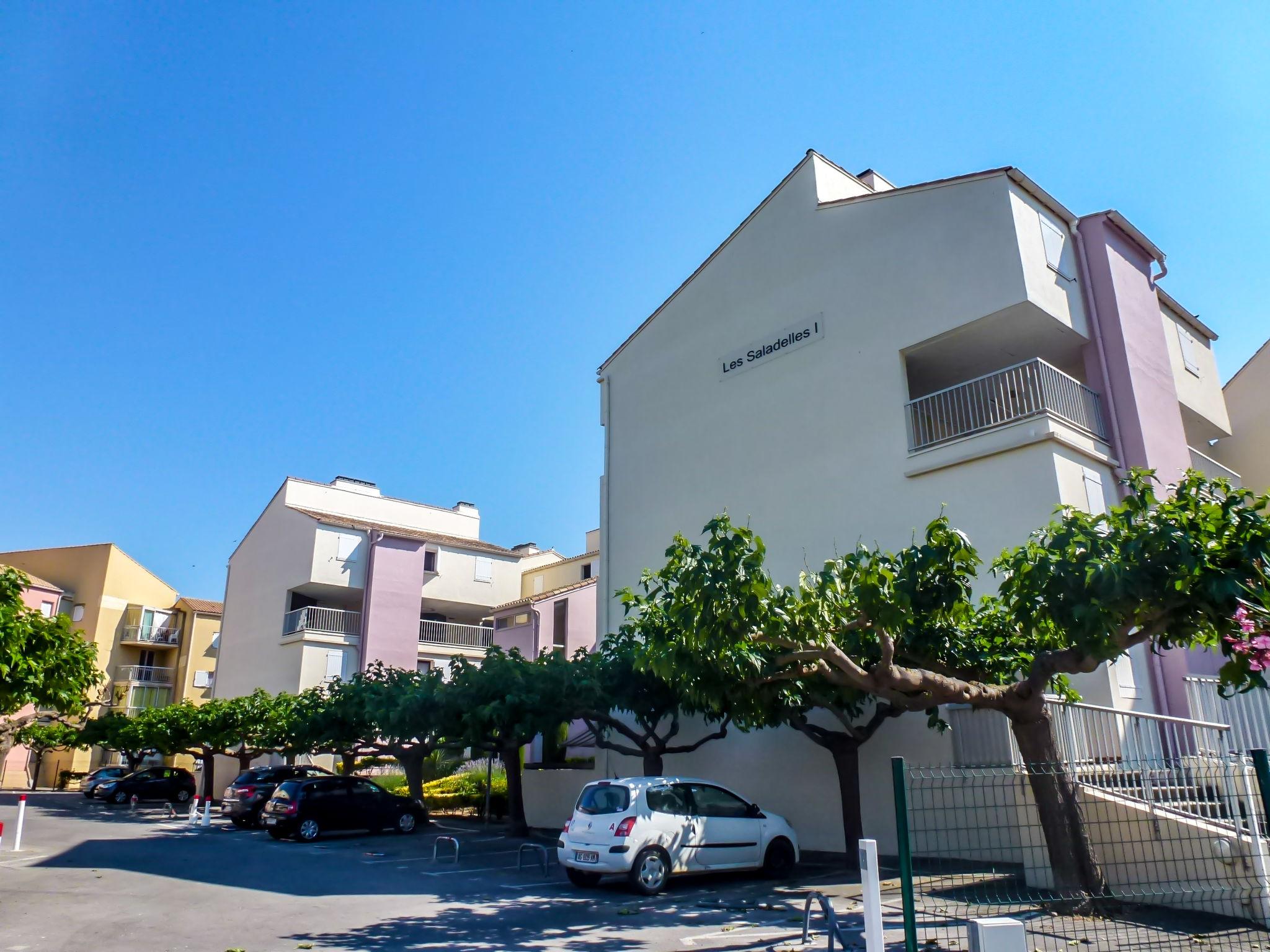 Photo 1 - Appartement de 1 chambre à Le Grau-du-Roi avec terrasse et vues à la mer