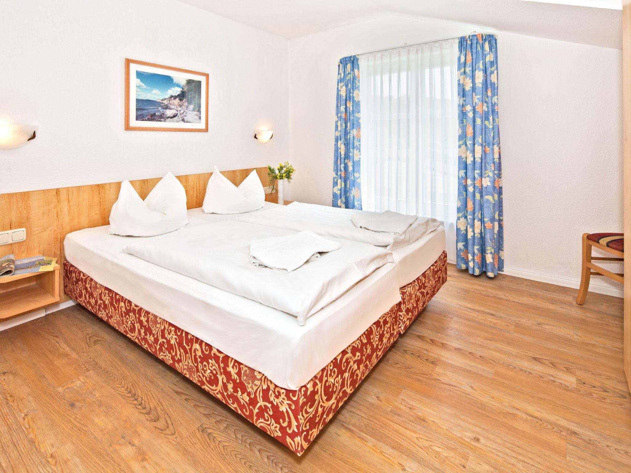 Foto 3 - Appartamento con 2 camere da letto a Sellin con terrazza e vista mare