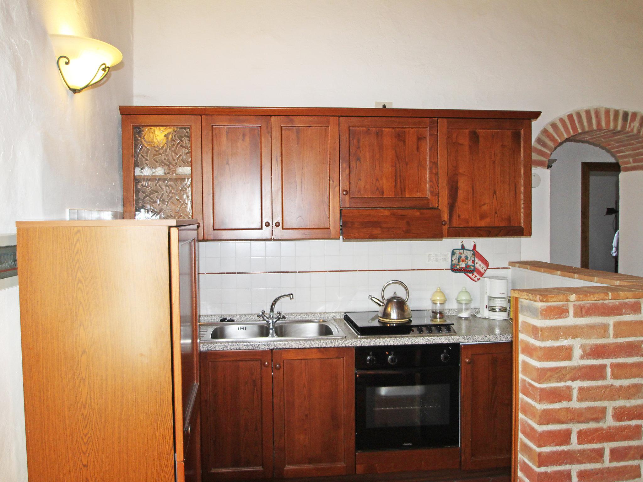 Photo 9 - 2 bedroom Apartment in Rapolano Terme with swimming pool and garden