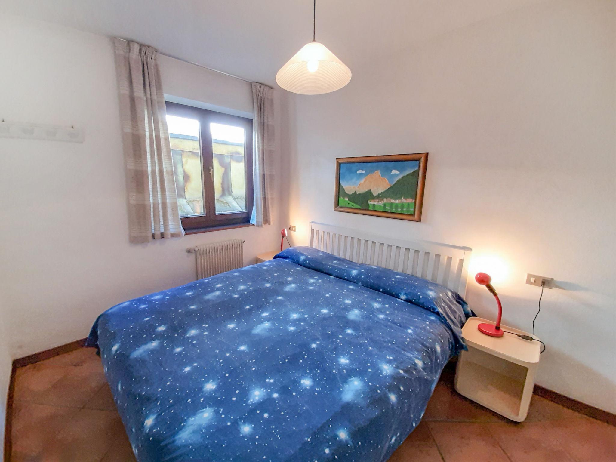 Photo 8 - Appartement de 1 chambre à Canazei avec vues sur la montagne