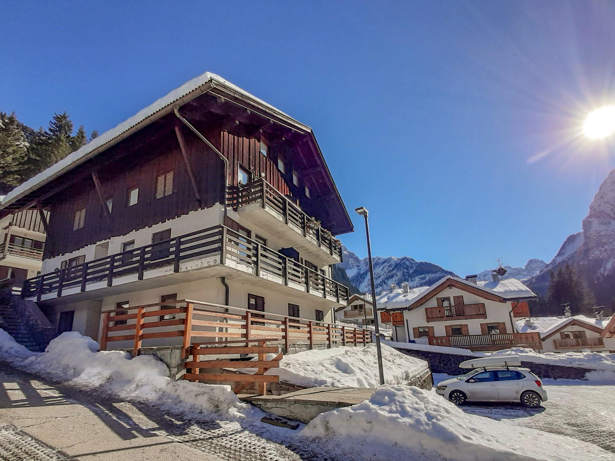 Photo 18 - Appartement de 1 chambre à Canazei avec vues sur la montagne