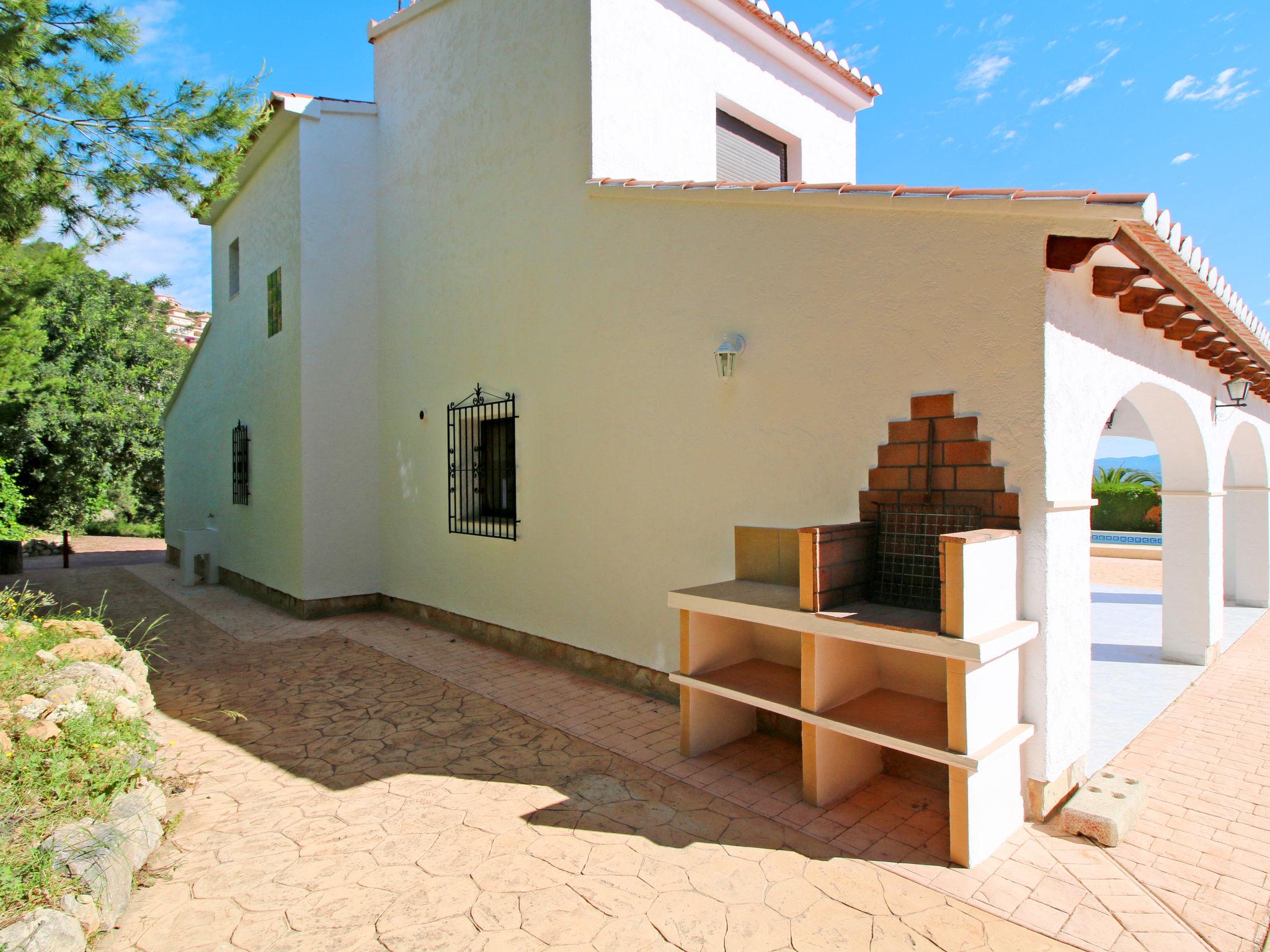 Foto 9 - Casa de 3 habitaciones en Calpe con piscina privada y vistas al mar