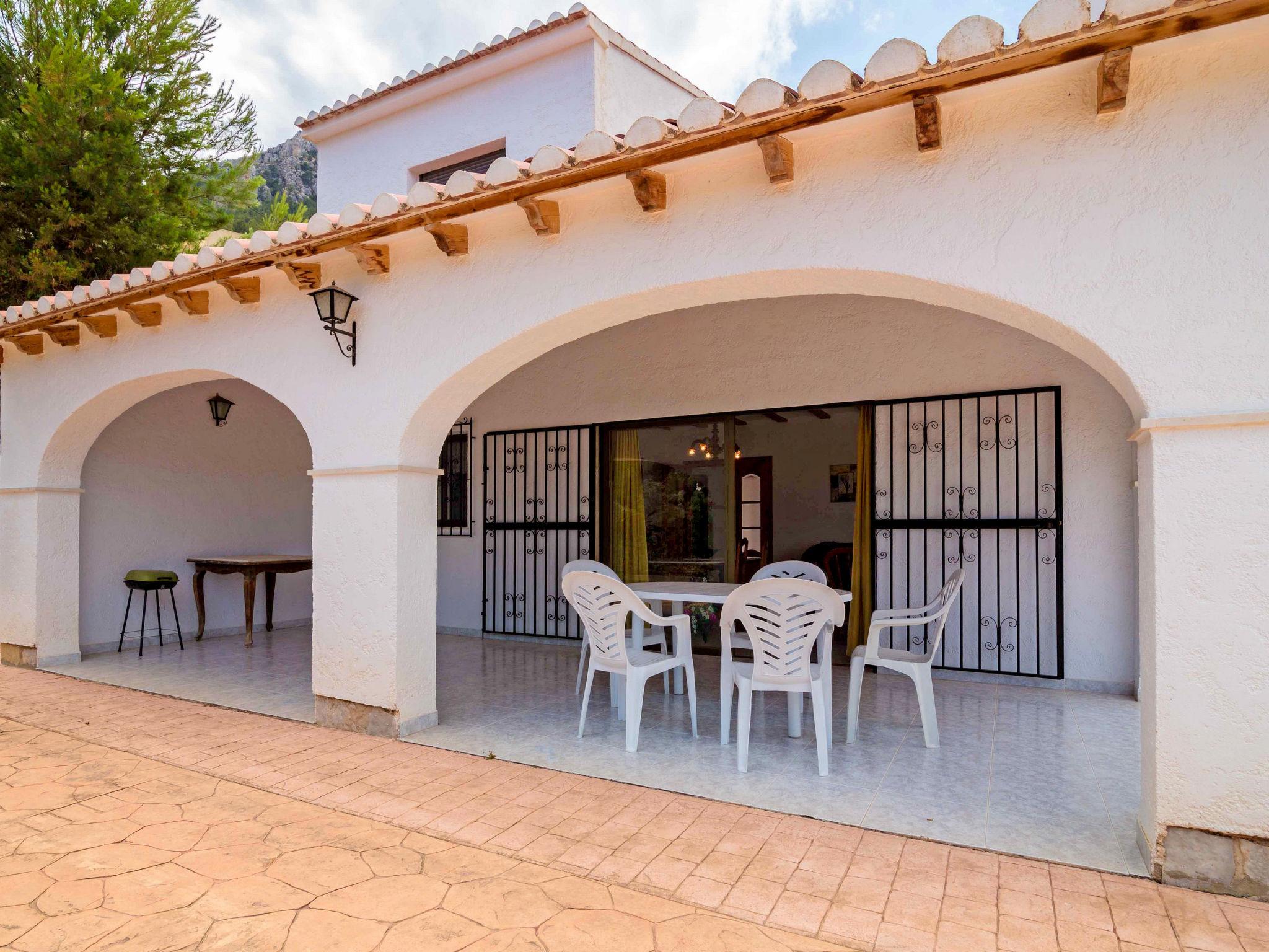 Foto 8 - Casa de 3 habitaciones en Calpe con piscina privada y vistas al mar