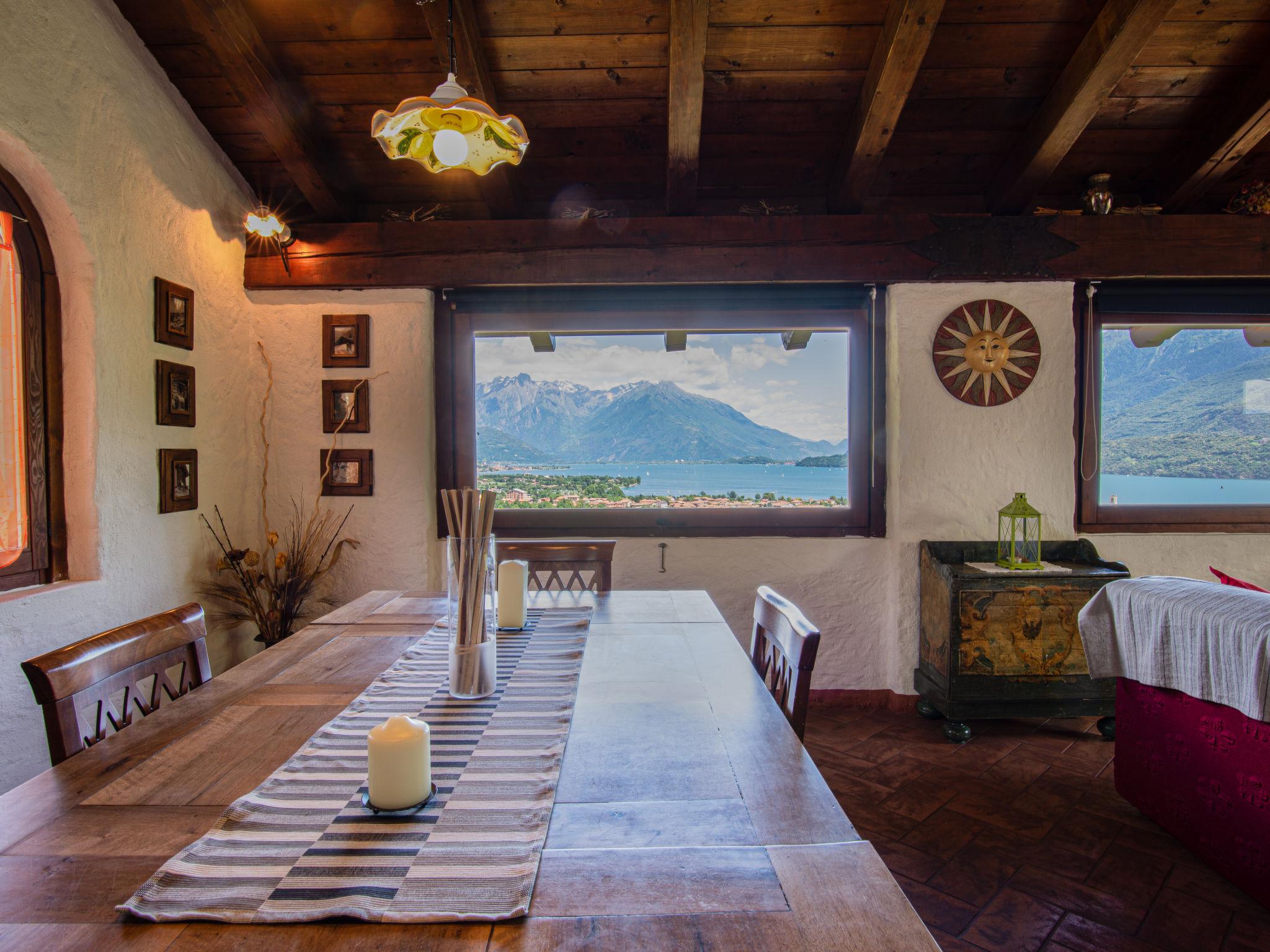 Photo 8 - Maison de 2 chambres à Dongo avec piscine privée et vues sur la montagne