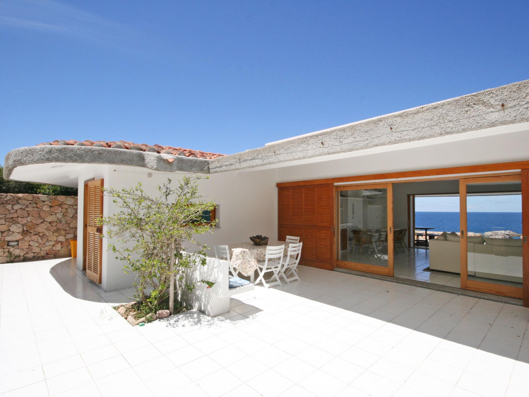 Photo 17 - 3 bedroom House in Aglientu with garden and sea view