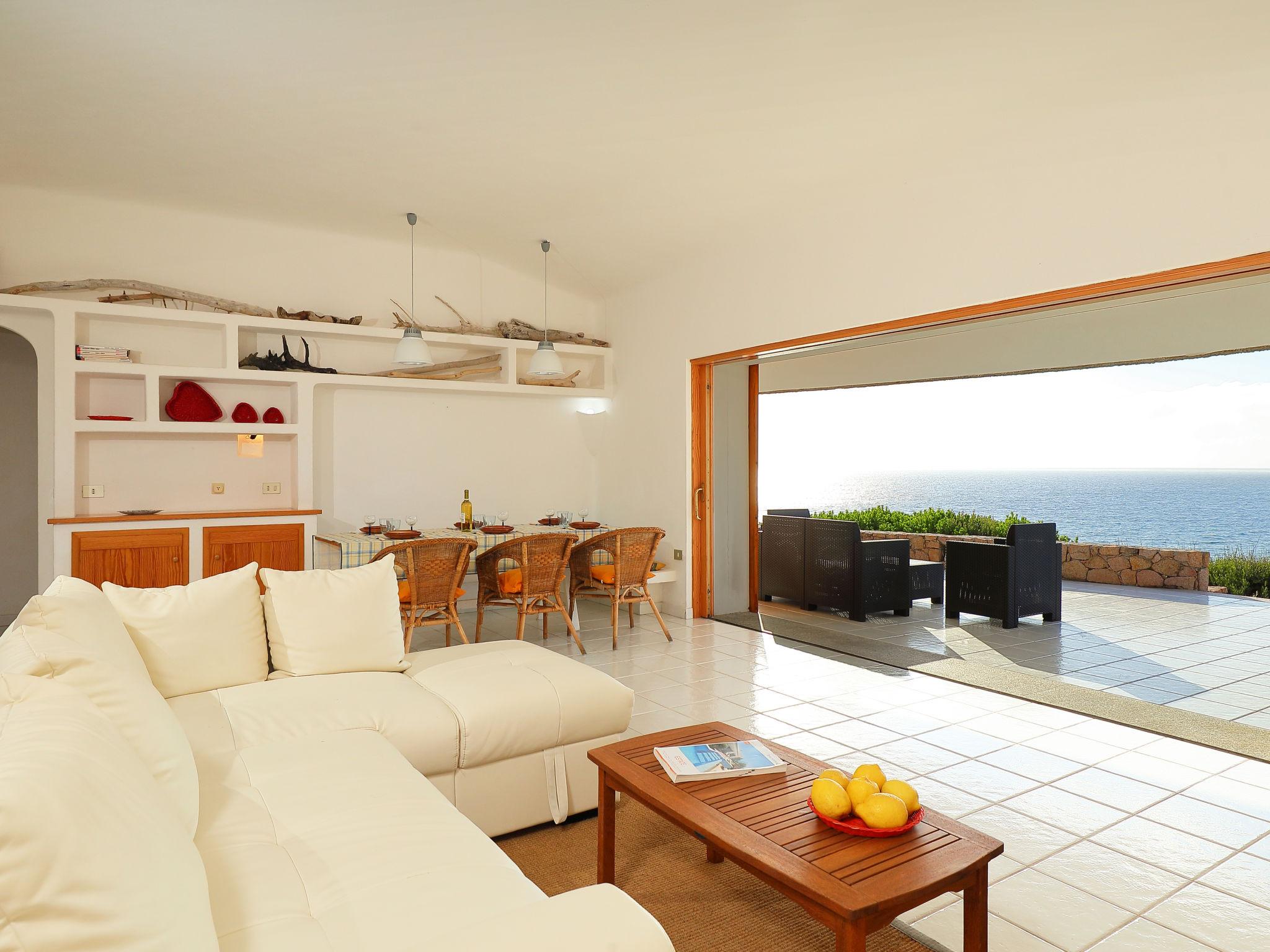 Foto 6 - Casa de 3 quartos em Aglientu com jardim e vistas do mar