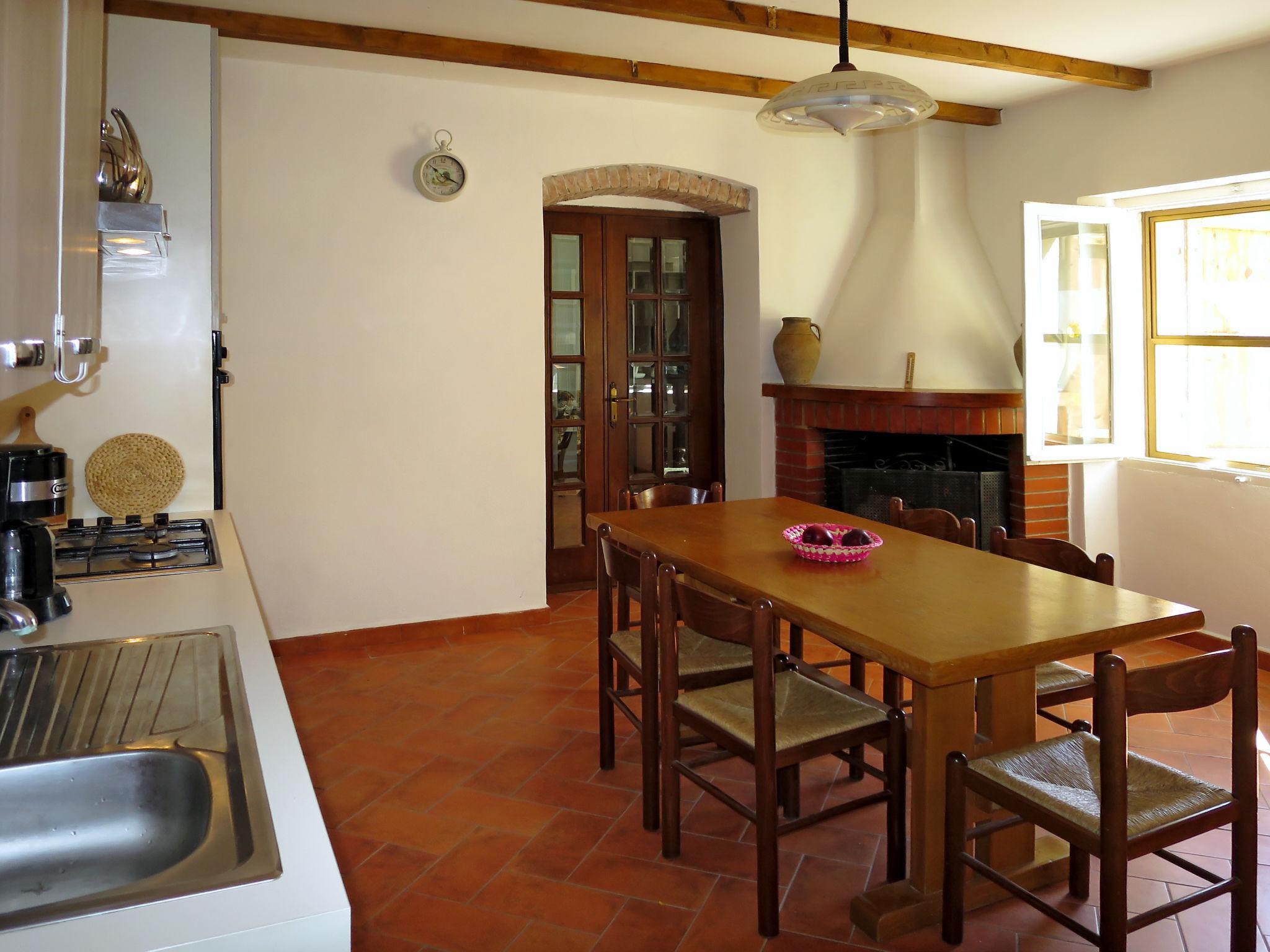 Photo 8 - 4 bedroom House in Santa Luce with private pool and garden