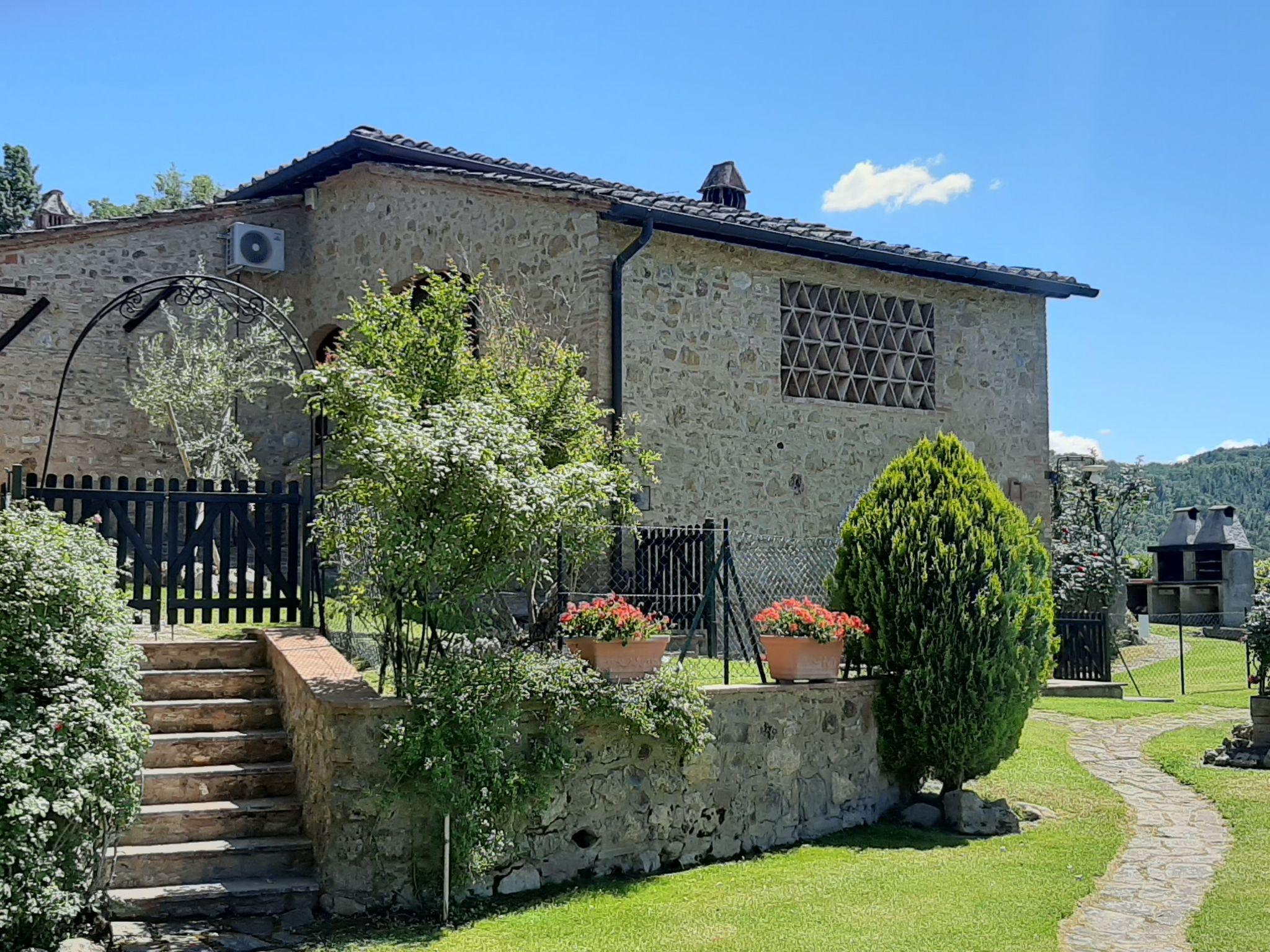 Foto 35 - Casa de 4 habitaciones en San Gimignano con piscina privada y jardín