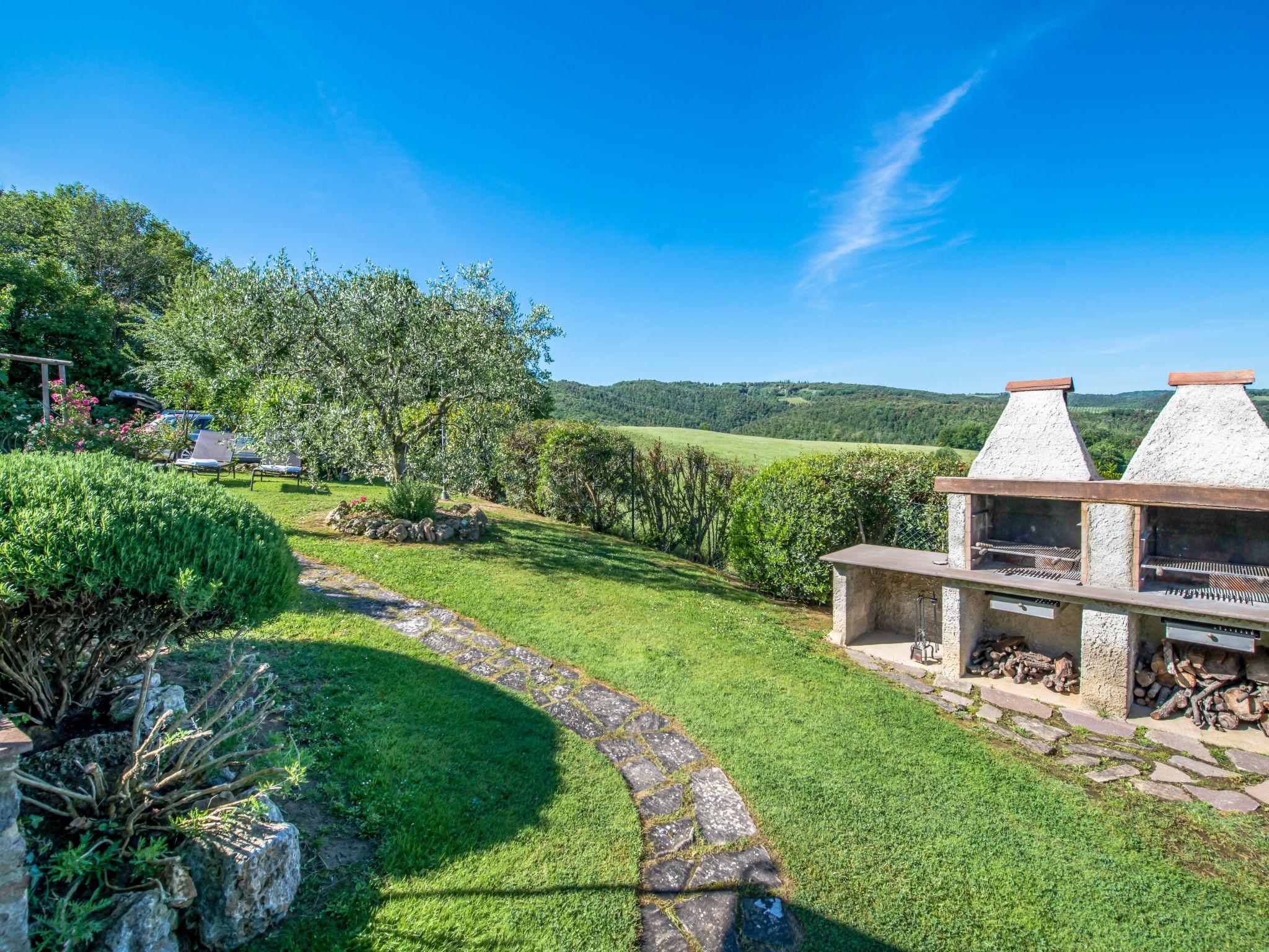 Foto 33 - Casa de 4 quartos em San Gimignano com piscina privada e jardim