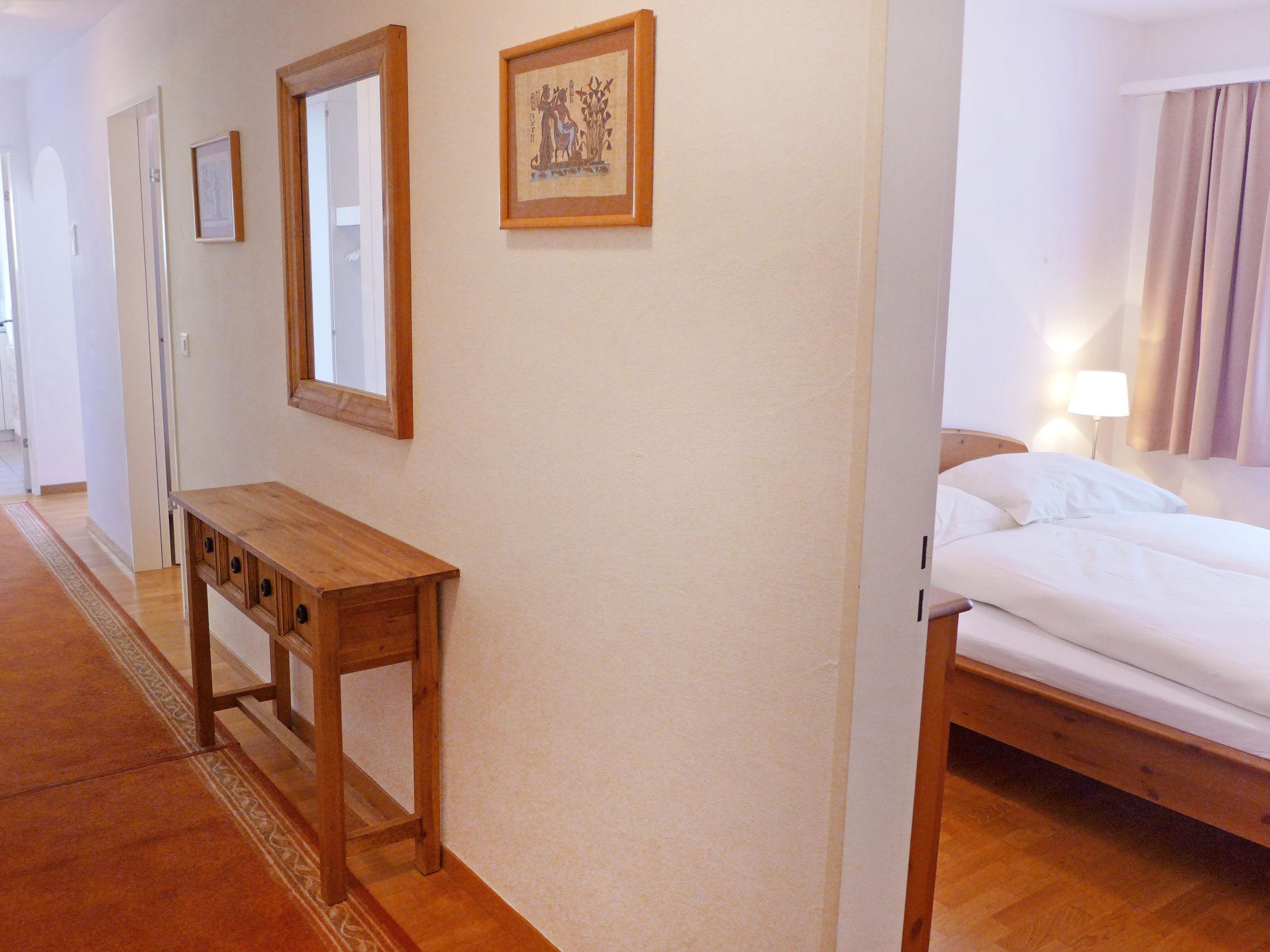 Foto 12 - Apartamento de 2 quartos em Sankt Moritz com jardim