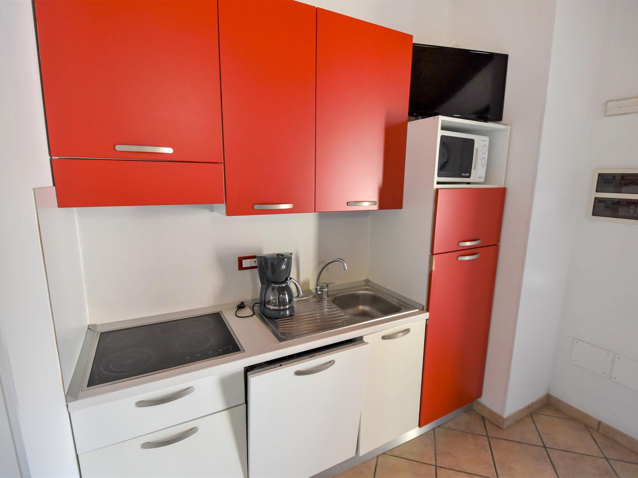 Foto 9 - Apartamento de 3 quartos em Comacchio com piscina e jardim