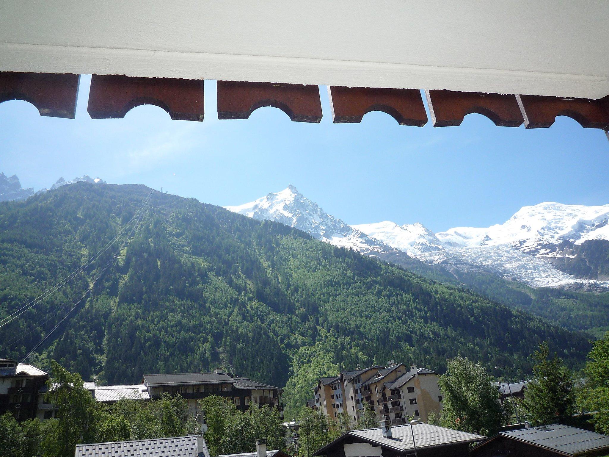 Foto 14 - Apartamento de 2 quartos em Chamonix-Mont-Blanc com terraço e vista para a montanha