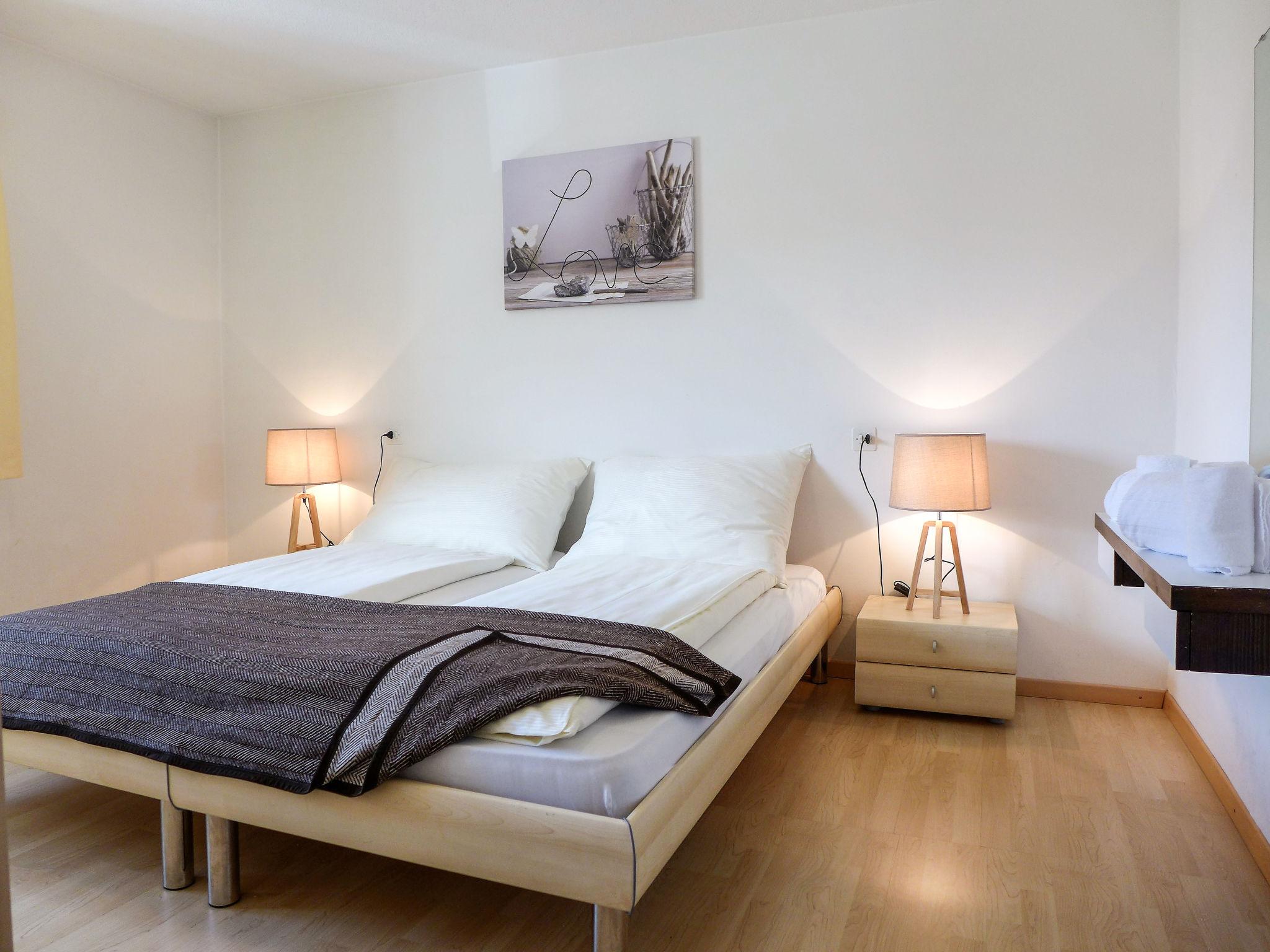 Foto 1 - Apartment mit 1 Schlafzimmer in Sankt Moritz mit blick auf die berge