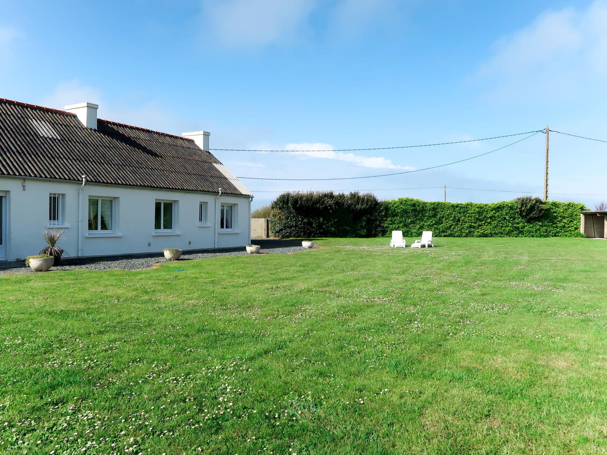 Photo 25 - Maison de 2 chambres à Plozévet avec terrasse et vues à la mer