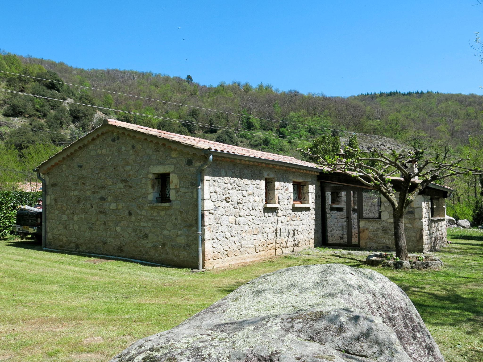 Photo 20 - Maison de 2 chambres à Valgorge avec jardin