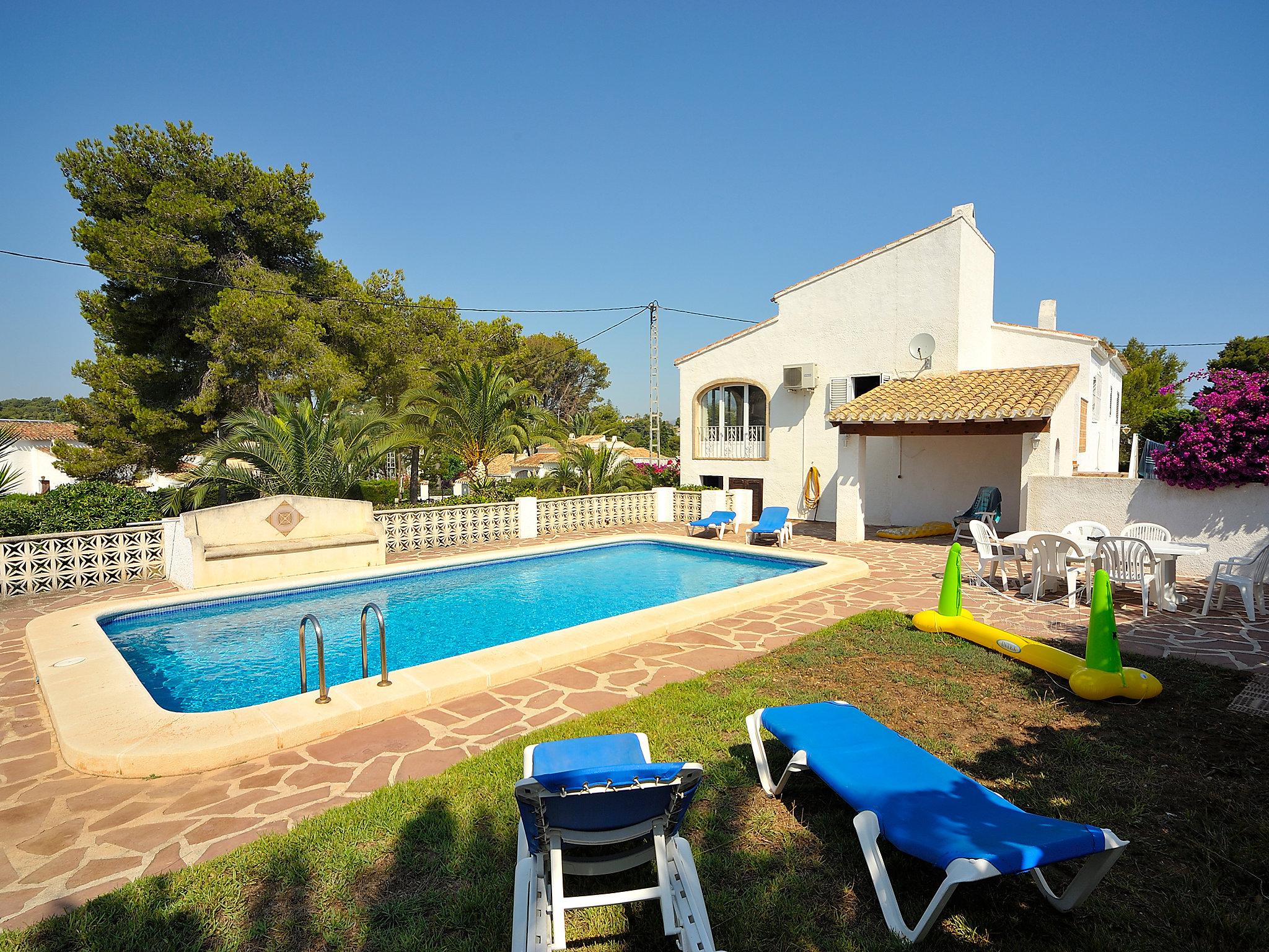 Foto 17 - Casa con 3 camere da letto a Jávea con piscina privata e giardino