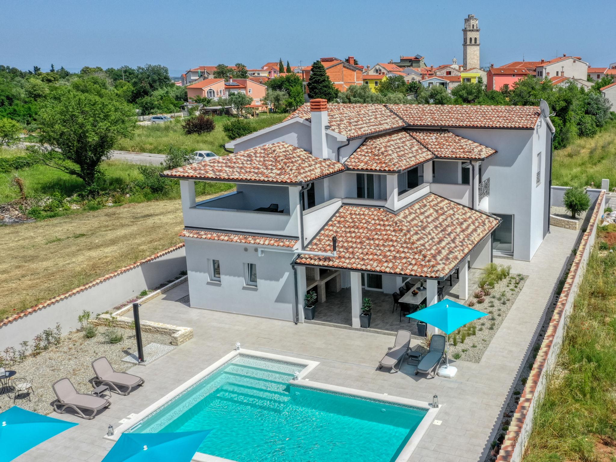 Photo 16 - Maison de 4 chambres à Medulin avec piscine privée et jardin