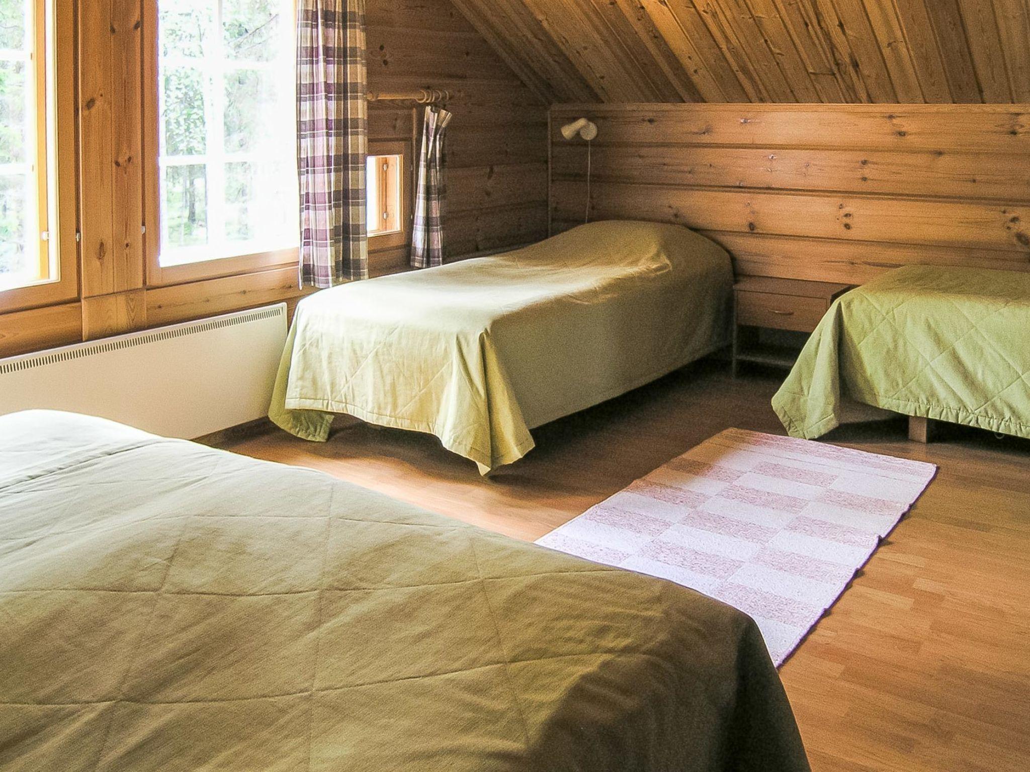 Foto 18 - Casa de 3 habitaciones en Sotkamo con sauna