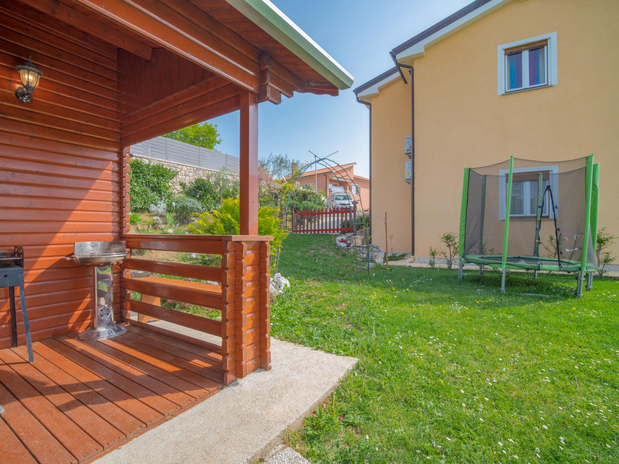 Photo 28 - Appartement de 2 chambres à Labin avec piscine privée et jardin