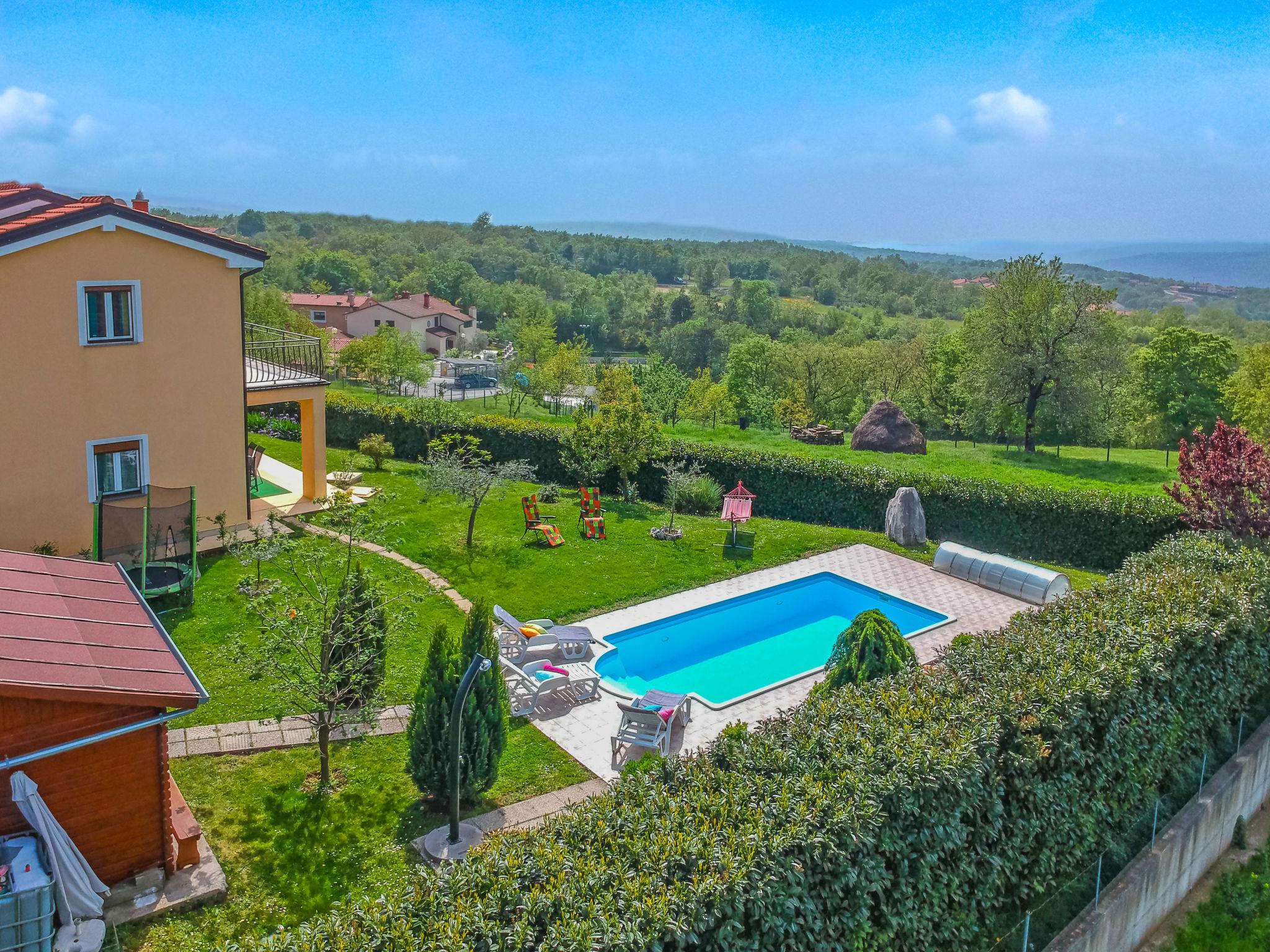 Photo 30 - Appartement de 2 chambres à Labin avec piscine privée et vues à la mer