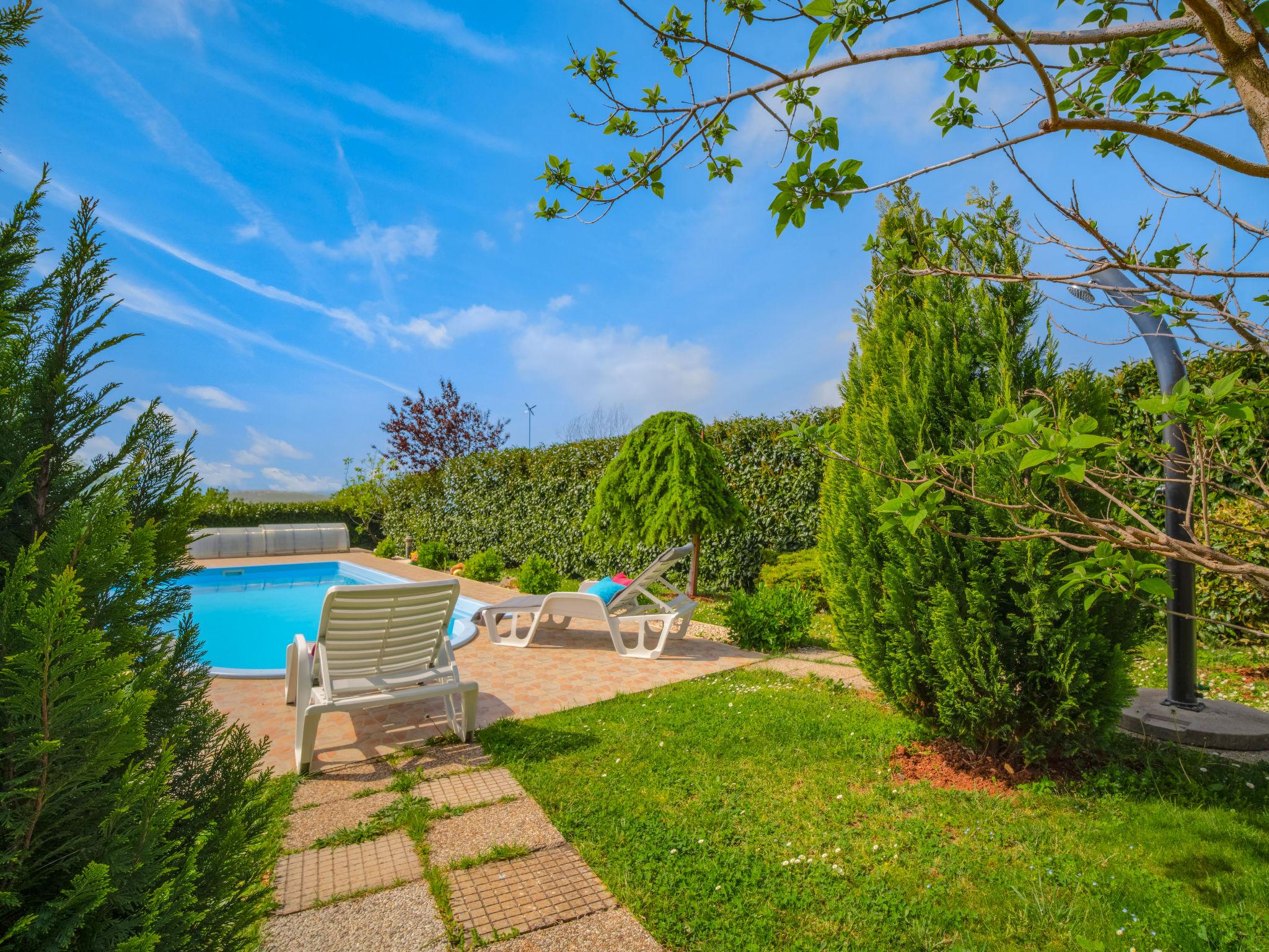 Photo 32 - Appartement de 2 chambres à Labin avec piscine privée et jardin