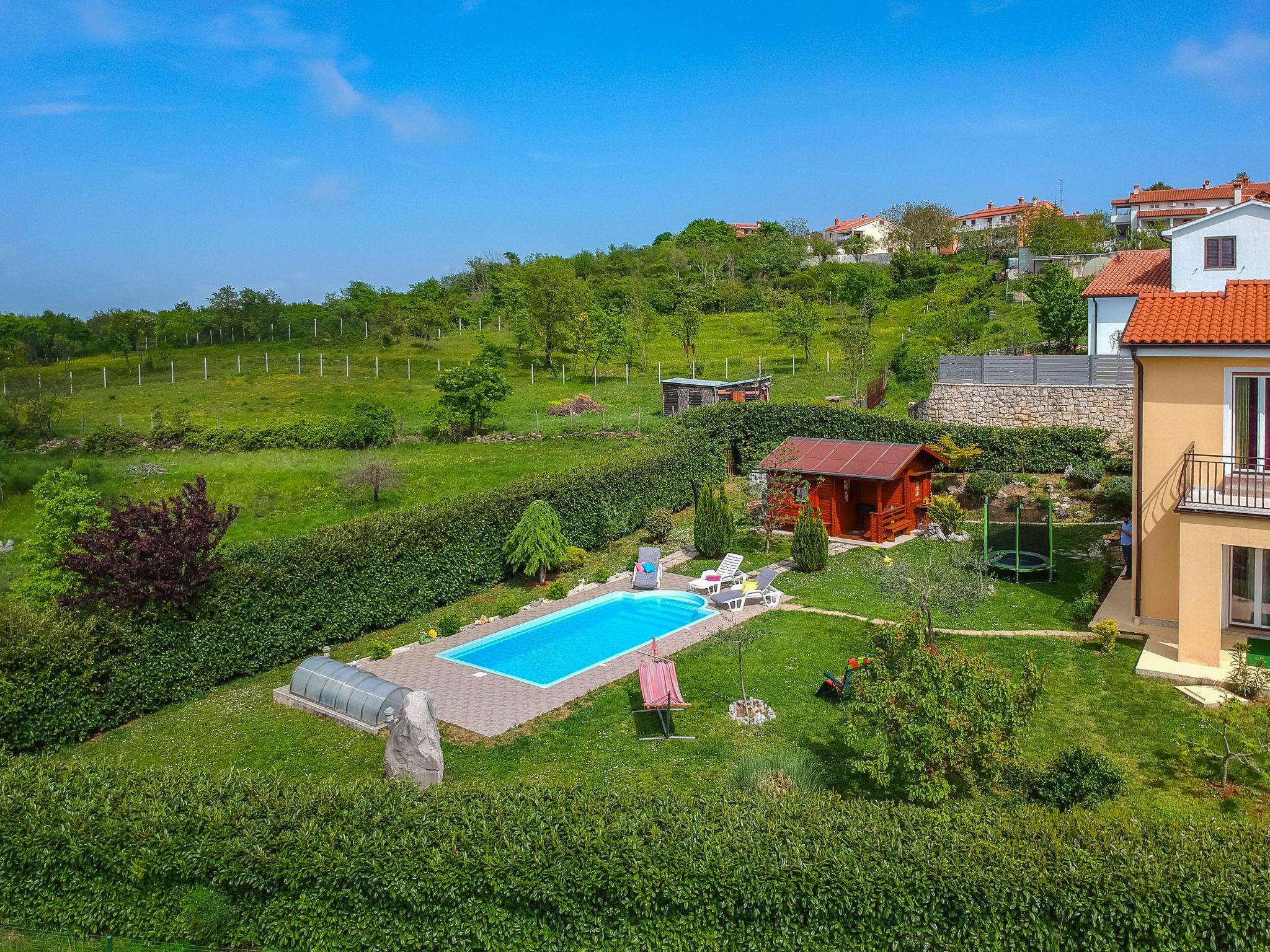 Photo 31 - Appartement de 2 chambres à Labin avec piscine privée et jardin