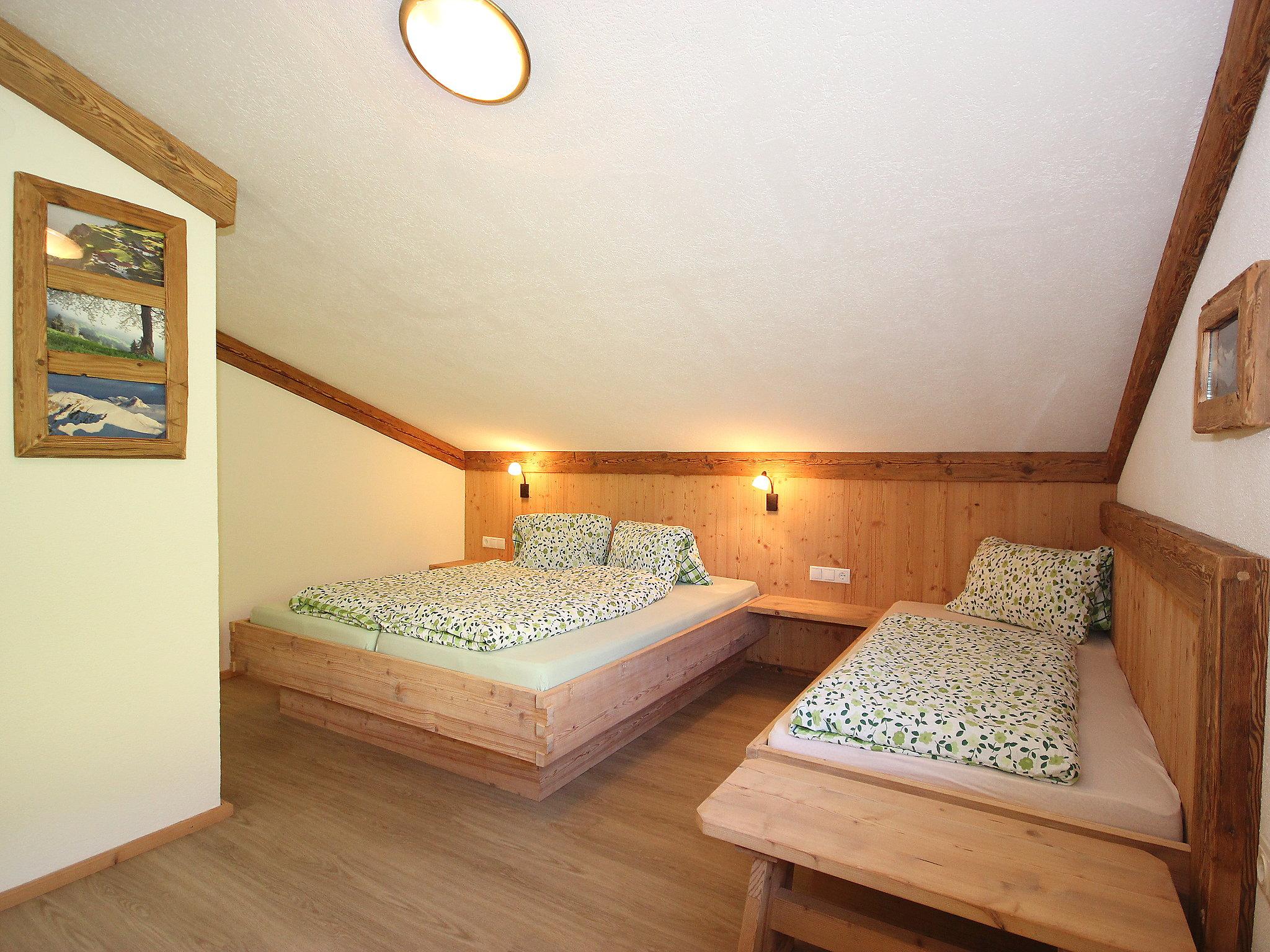 Foto 2 - Apartamento de 3 habitaciones en Aschau im Zillertal con jardín