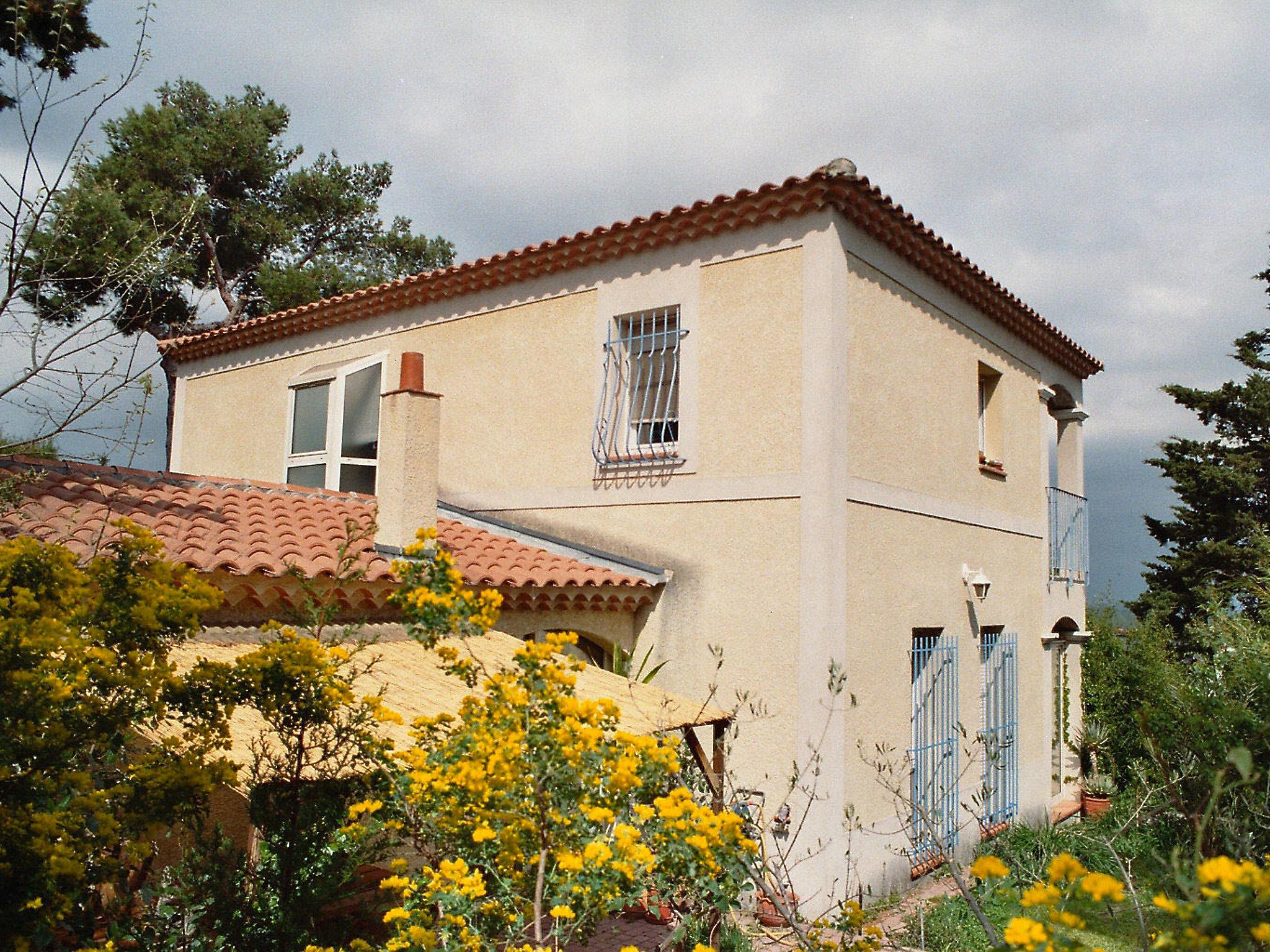 Foto 1 - Casa de 3 habitaciones en Villeneuve-lès-Avignon con jardín y terraza