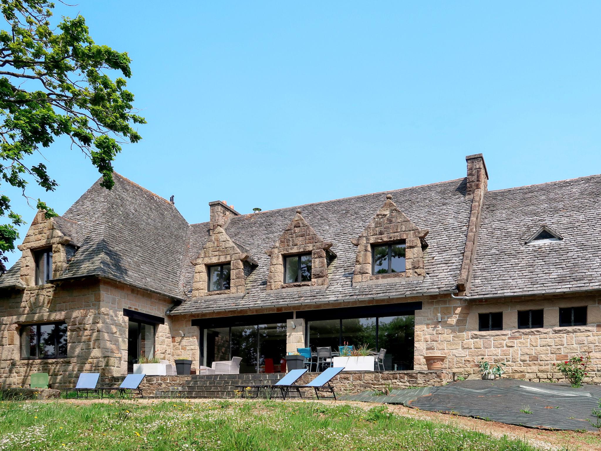 Foto 1 - Haus mit 4 Schlafzimmern in Morlaix mit garten und blick aufs meer