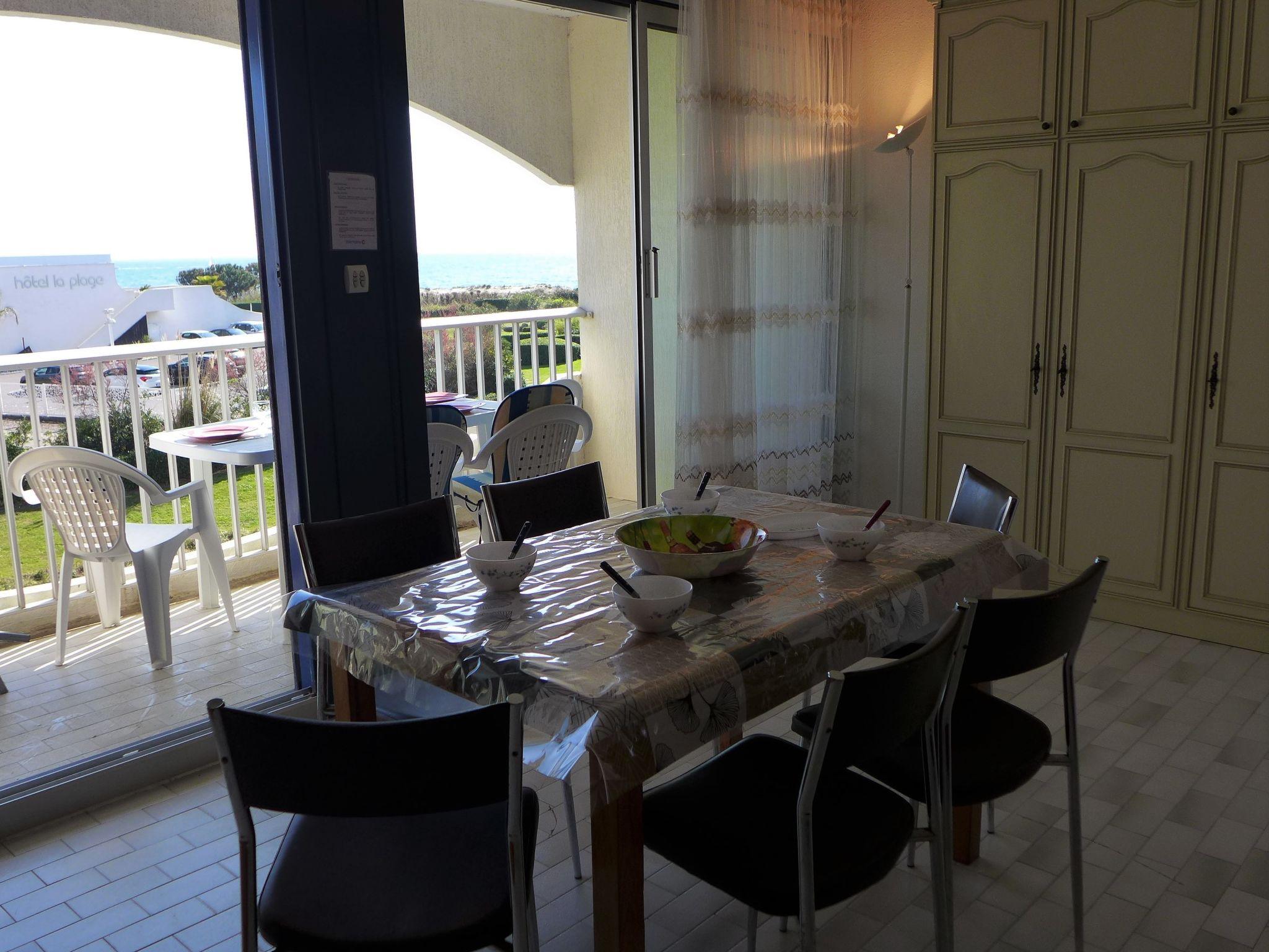 Foto 8 - Appartamento con 1 camera da letto a La Grande-Motte con terrazza e vista mare