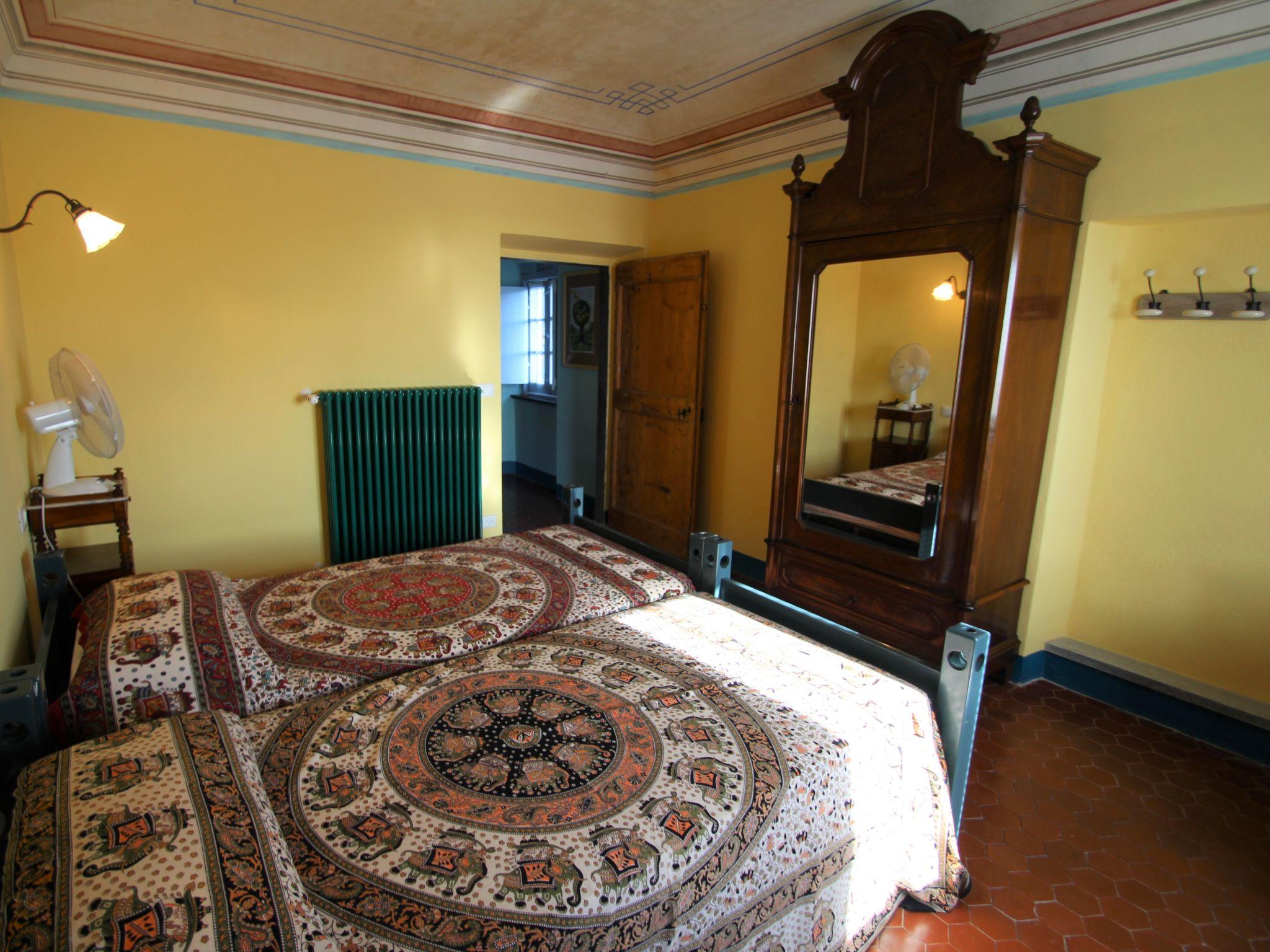 Photo 17 - 3 bedroom Apartment in Celle Ligure with garden and terrace