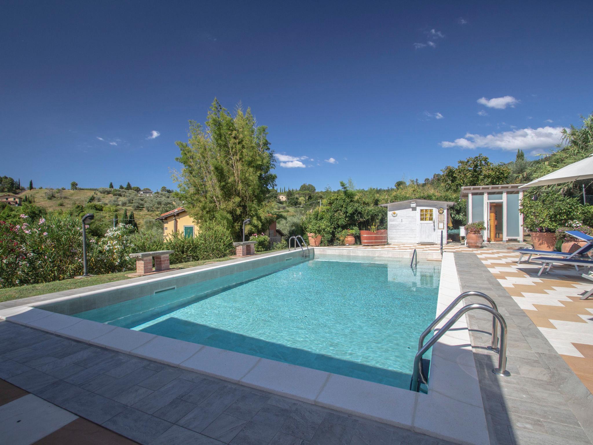 Photo 30 - 1 bedroom House in Pescia with private pool and garden