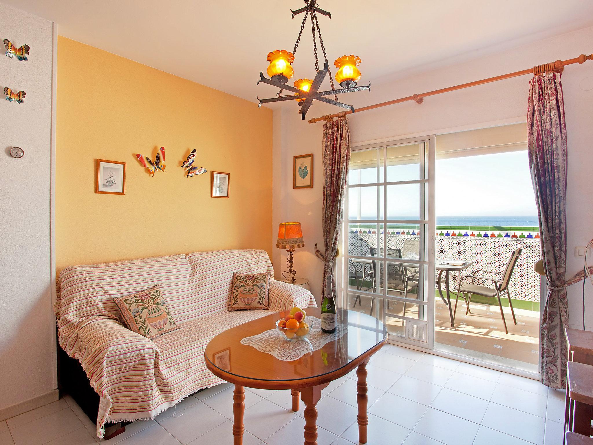 Photo 2 - Appartement de 2 chambres à Rincón de la Victoria avec terrasse et vues à la mer