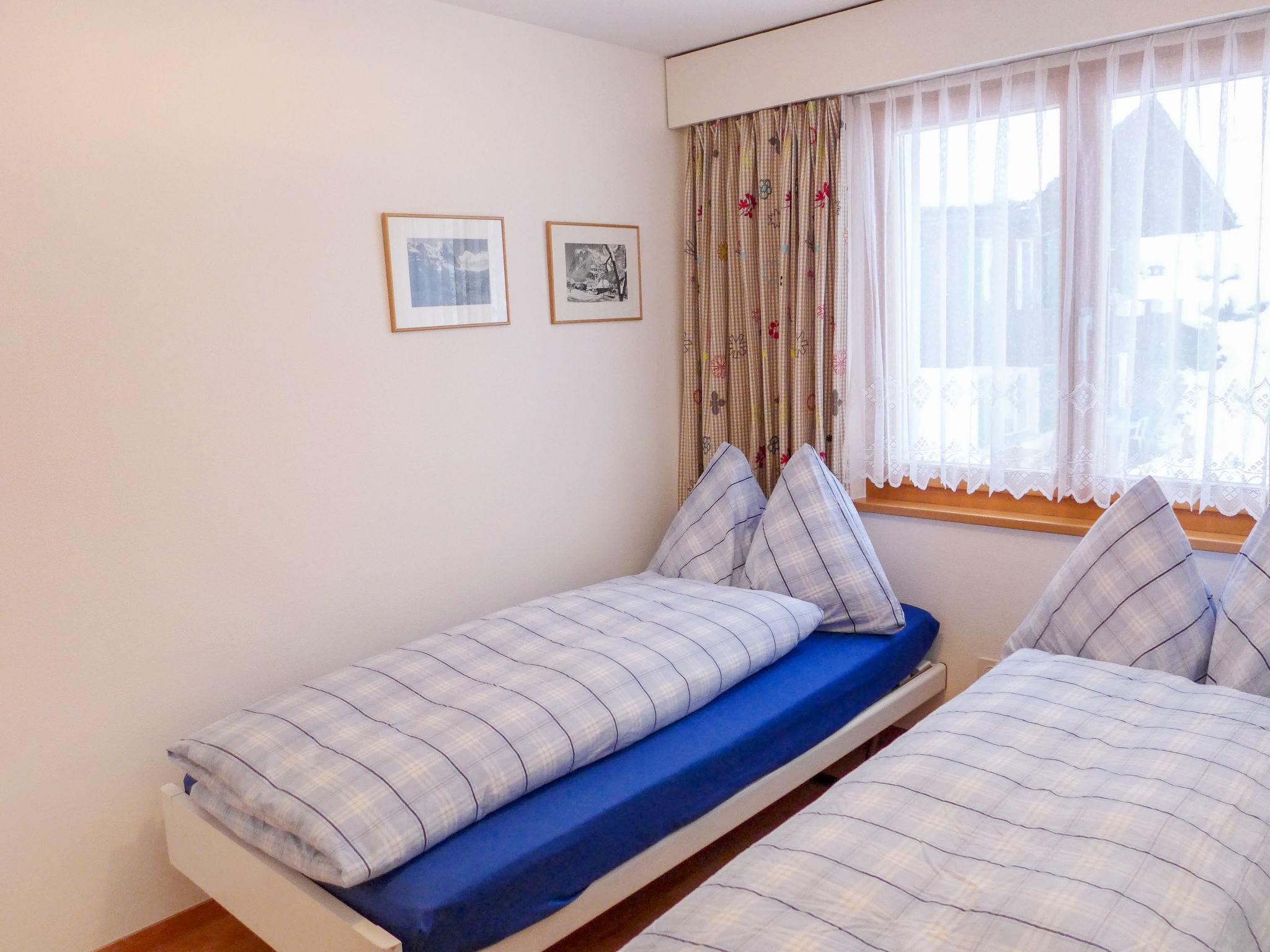 Foto 9 - Appartamento con 2 camere da letto a Grindelwald con giardino e vista sulle montagne