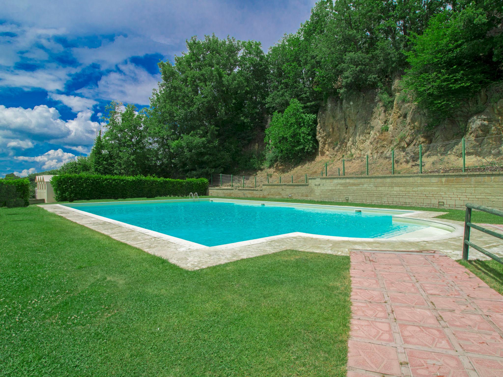 Foto 20 - Appartamento con 2 camere da letto a Sorano con piscina e giardino