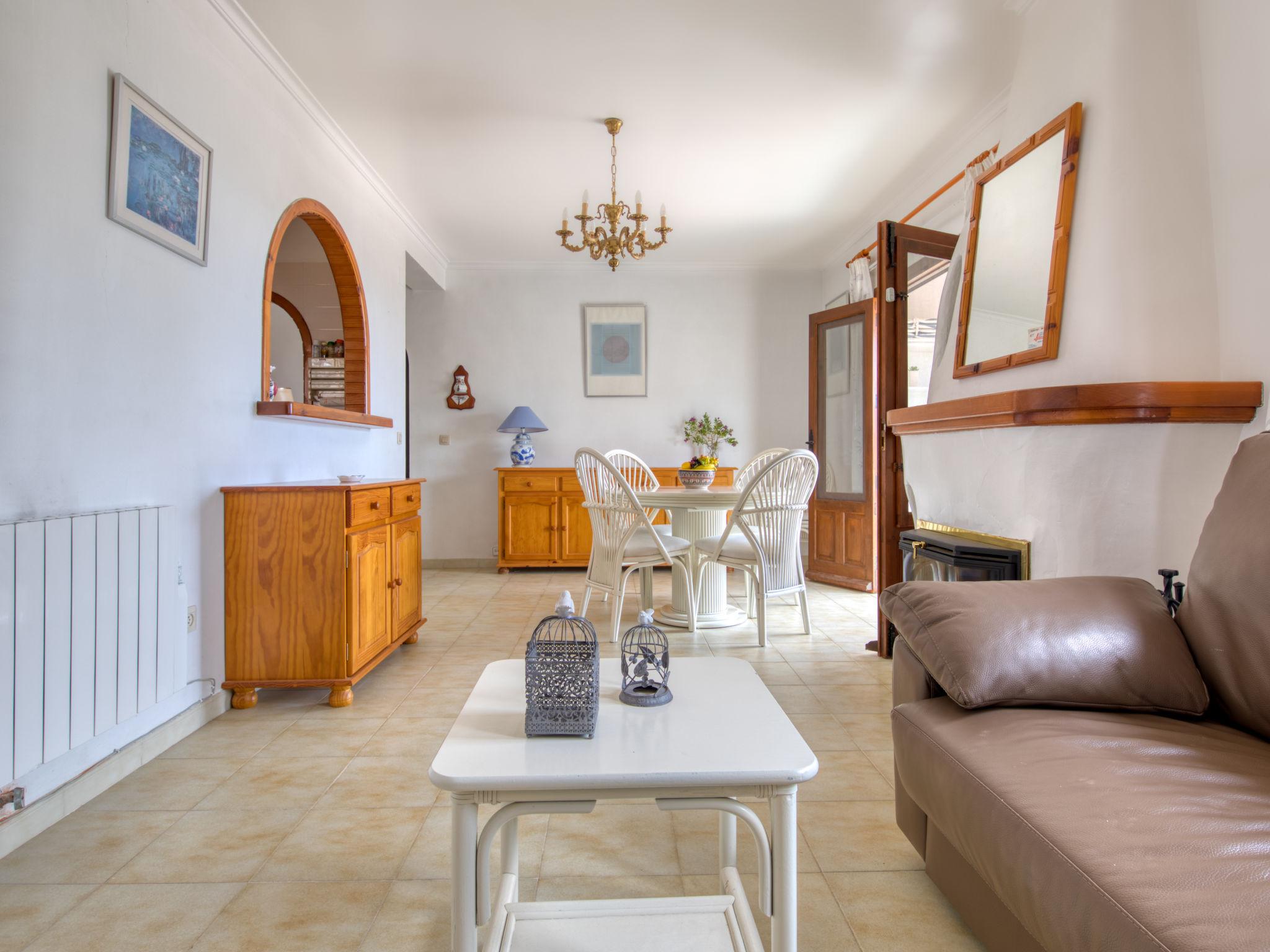 Photo 6 - Maison de 2 chambres à Calp avec piscine et vues à la mer