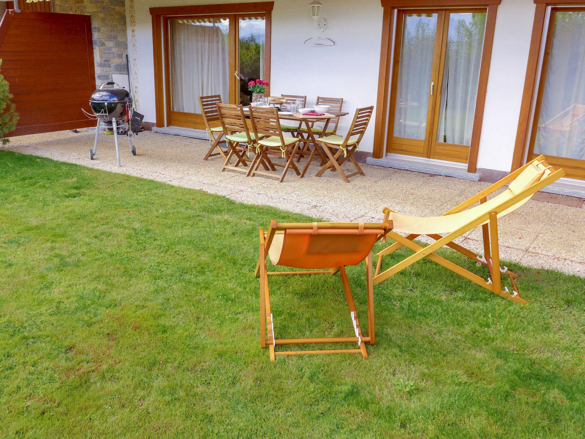 Photo 18 - 2 bedroom Apartment in Crans-Montana with garden and mountain view