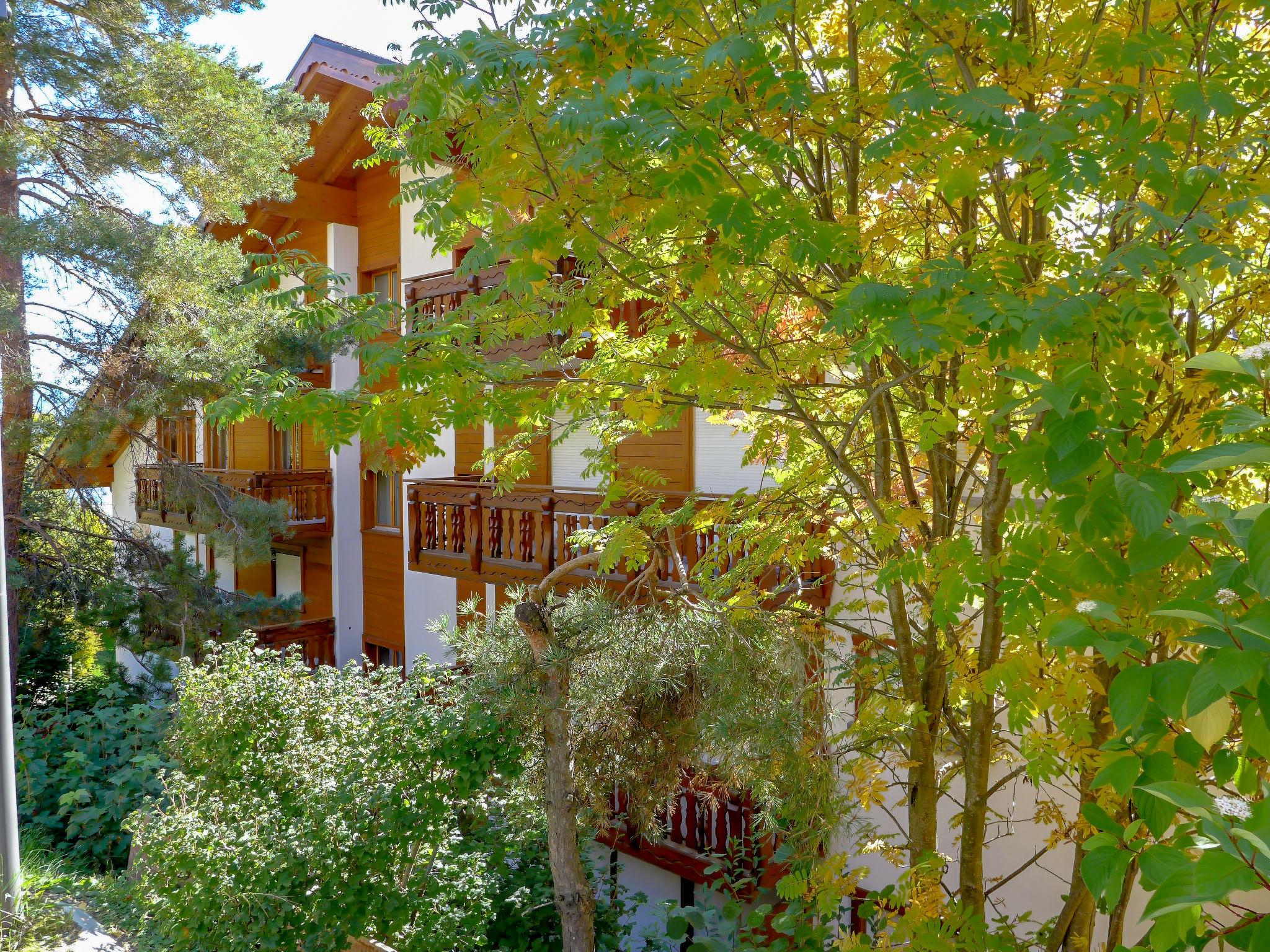 Photo 24 - Appartement de 2 chambres à Crans-Montana avec jardin et vues sur la montagne