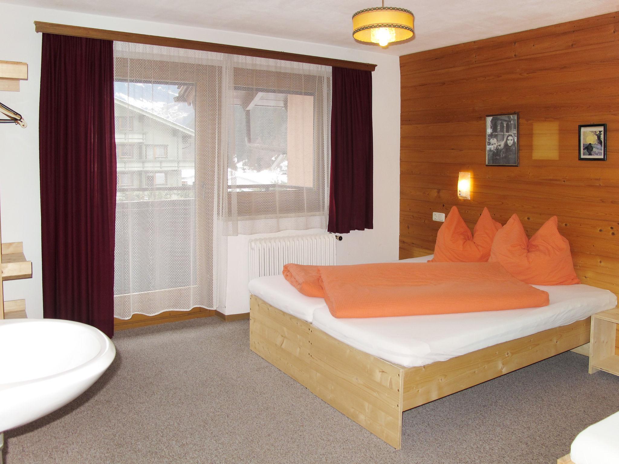 Foto 14 - Haus mit 16 Schlafzimmern in Mayrhofen mit blick auf die berge