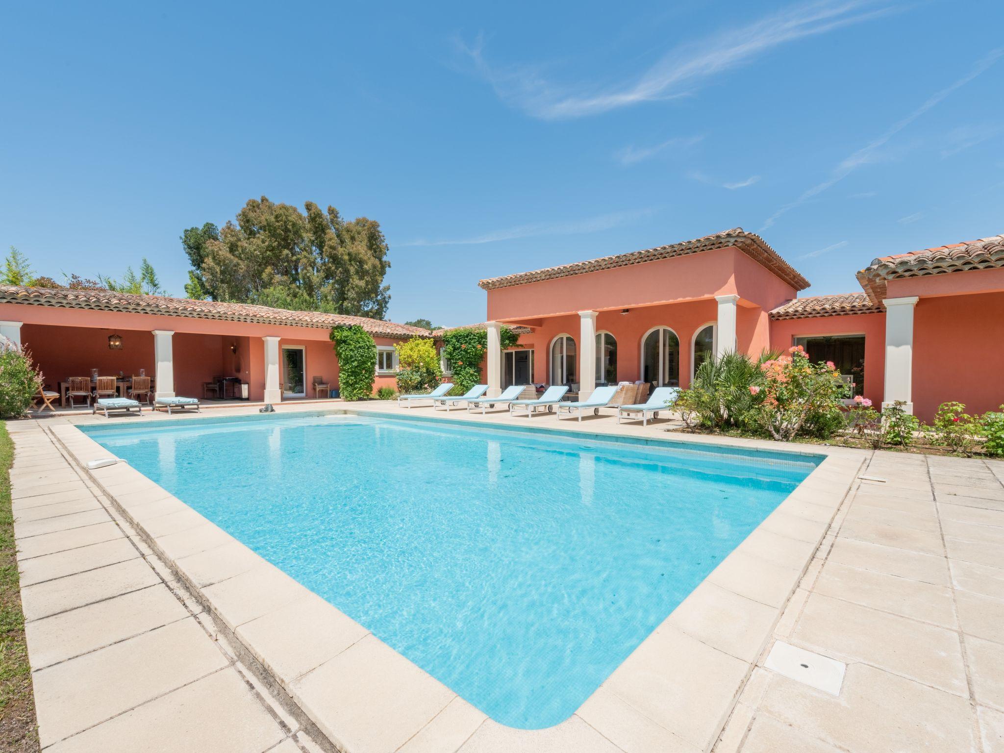 Foto 1 - Casa de 4 quartos em Grimaud com piscina privada e vistas do mar