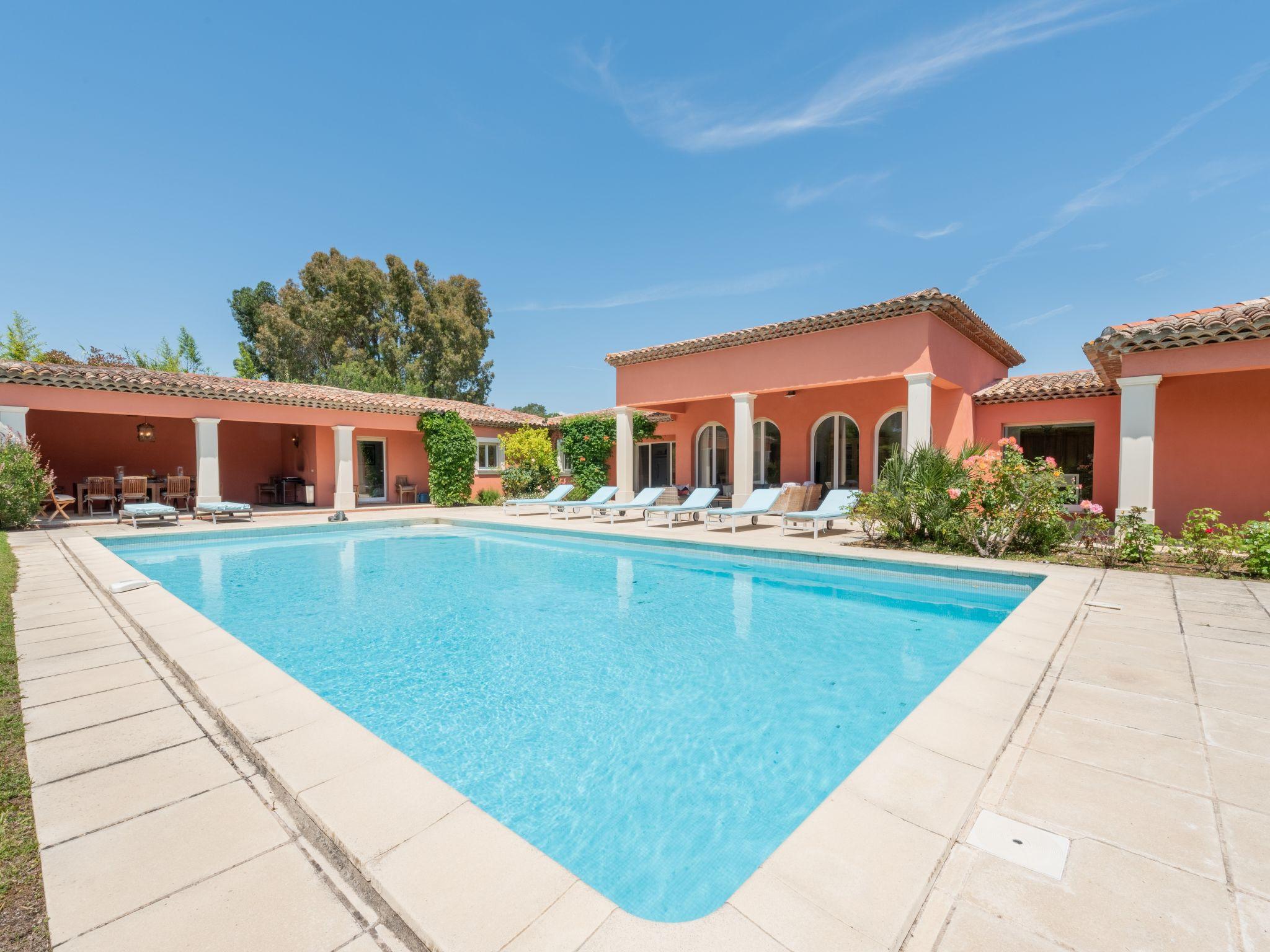 Photo 1 - Maison de 4 chambres à Grimaud avec piscine privée et jardin