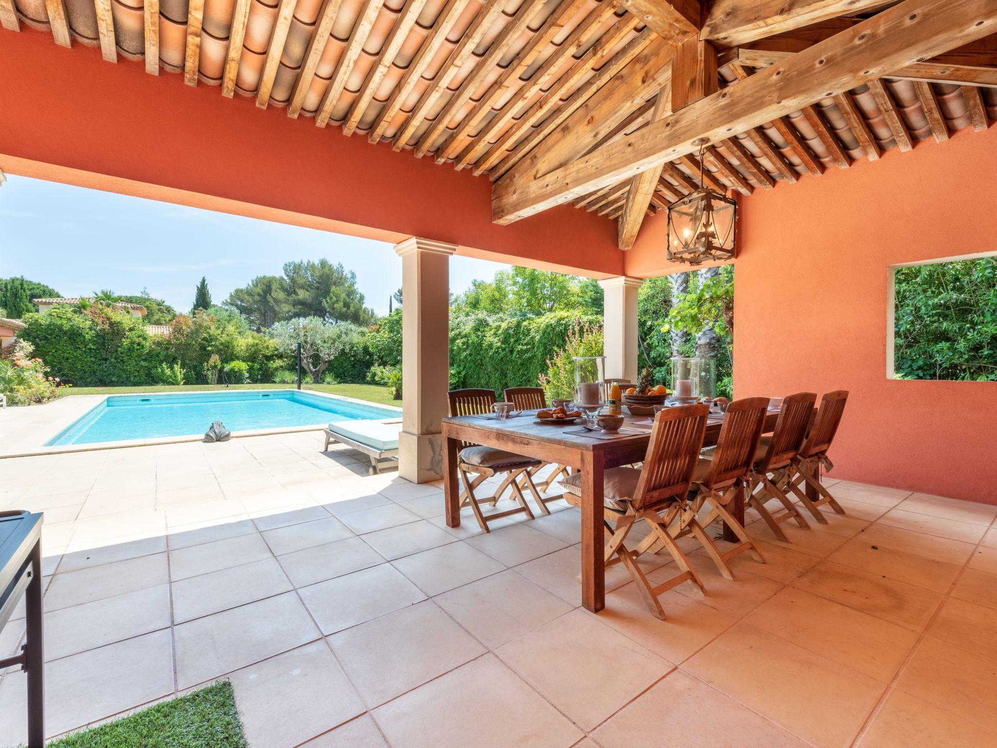 Foto 16 - Haus mit 4 Schlafzimmern in Grimaud mit privater pool und blick aufs meer