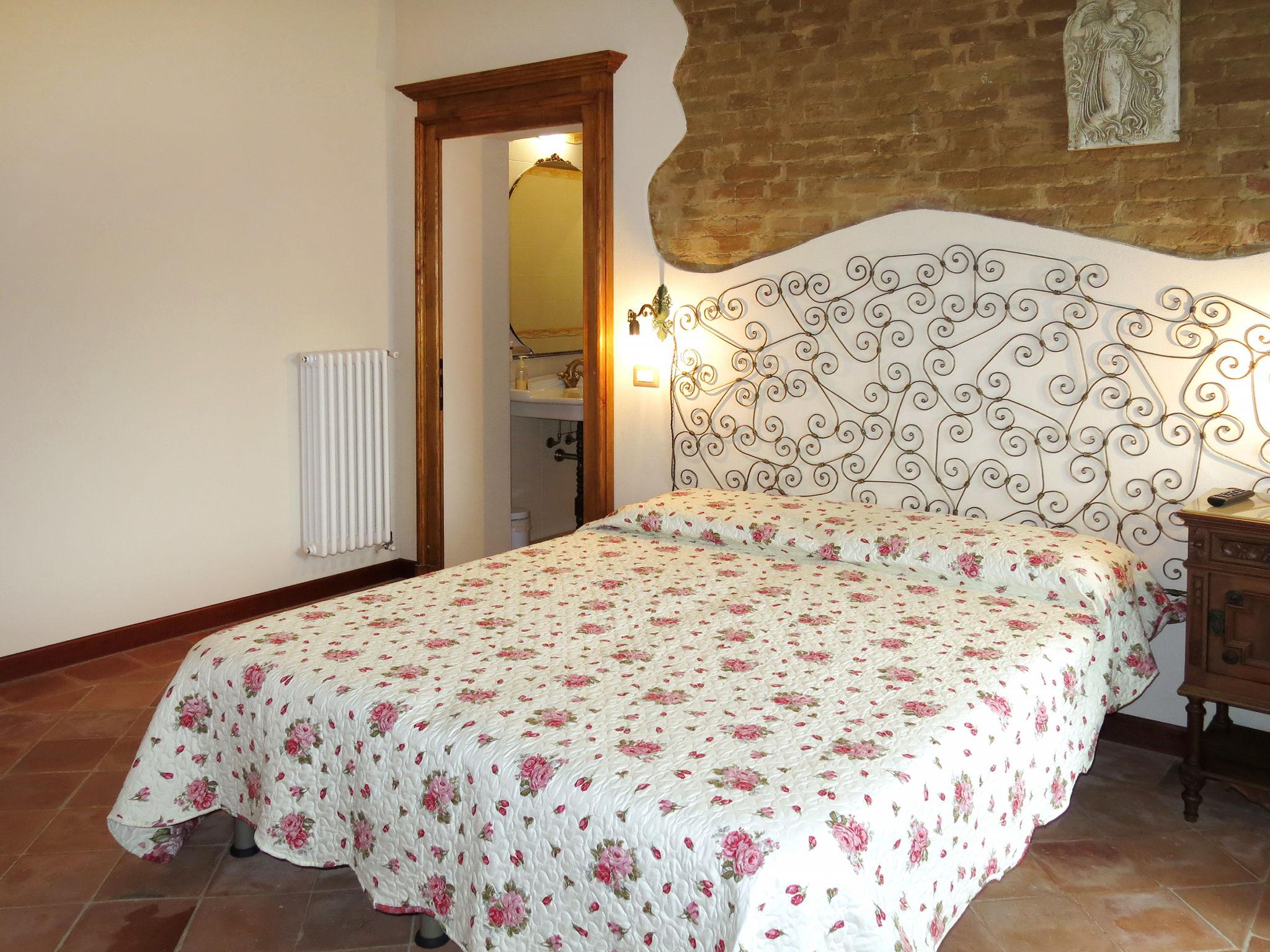 Foto 13 - Apartment mit 2 Schlafzimmern in Cossombrato mit schwimmbad und garten