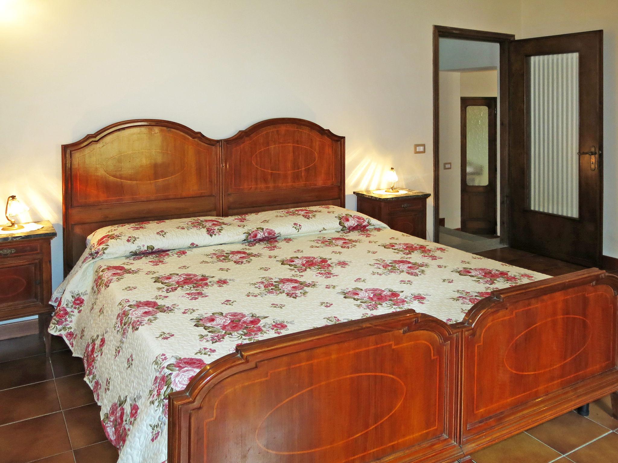 Foto 12 - Apartment mit 2 Schlafzimmern in Cossombrato mit schwimmbad und garten