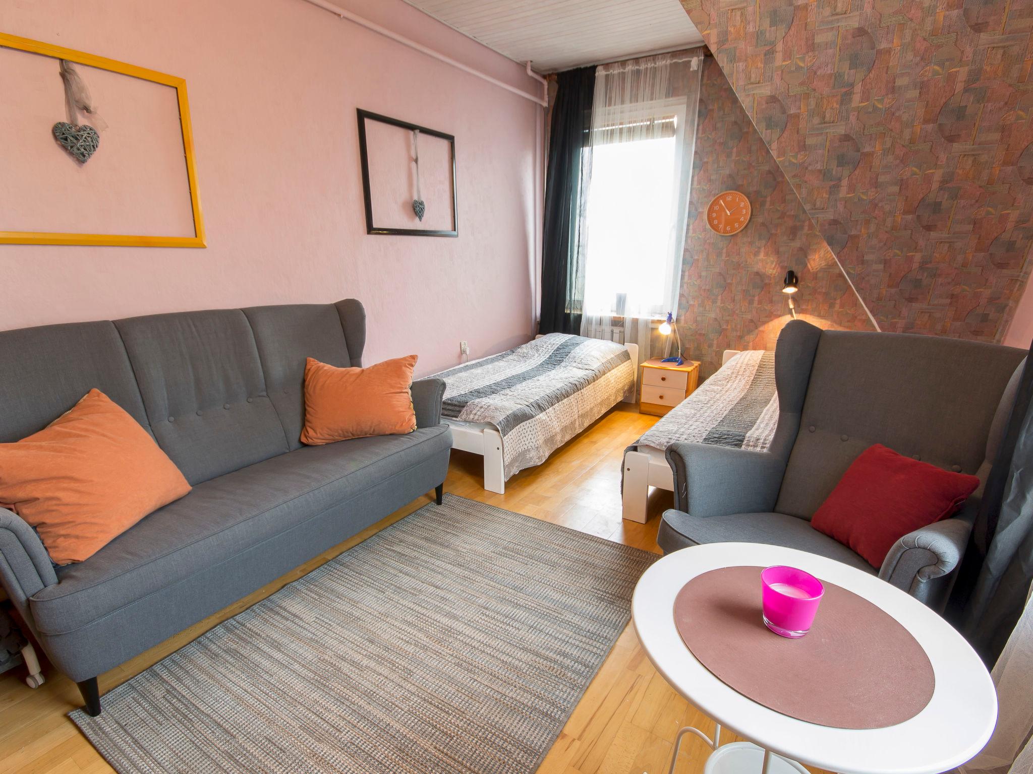 Foto 7 - Appartamento con 3 camere da letto a Kamień Pomorski con giardino e vista mare