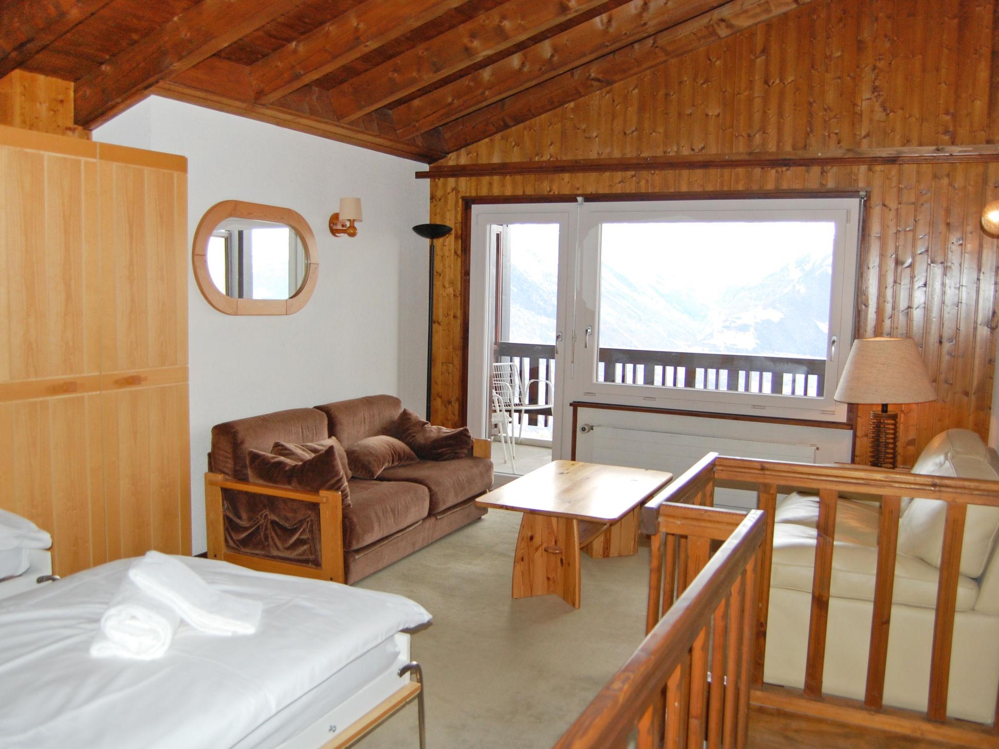 Foto 10 - Apartamento de 1 habitación en Nendaz con piscina y vistas a la montaña