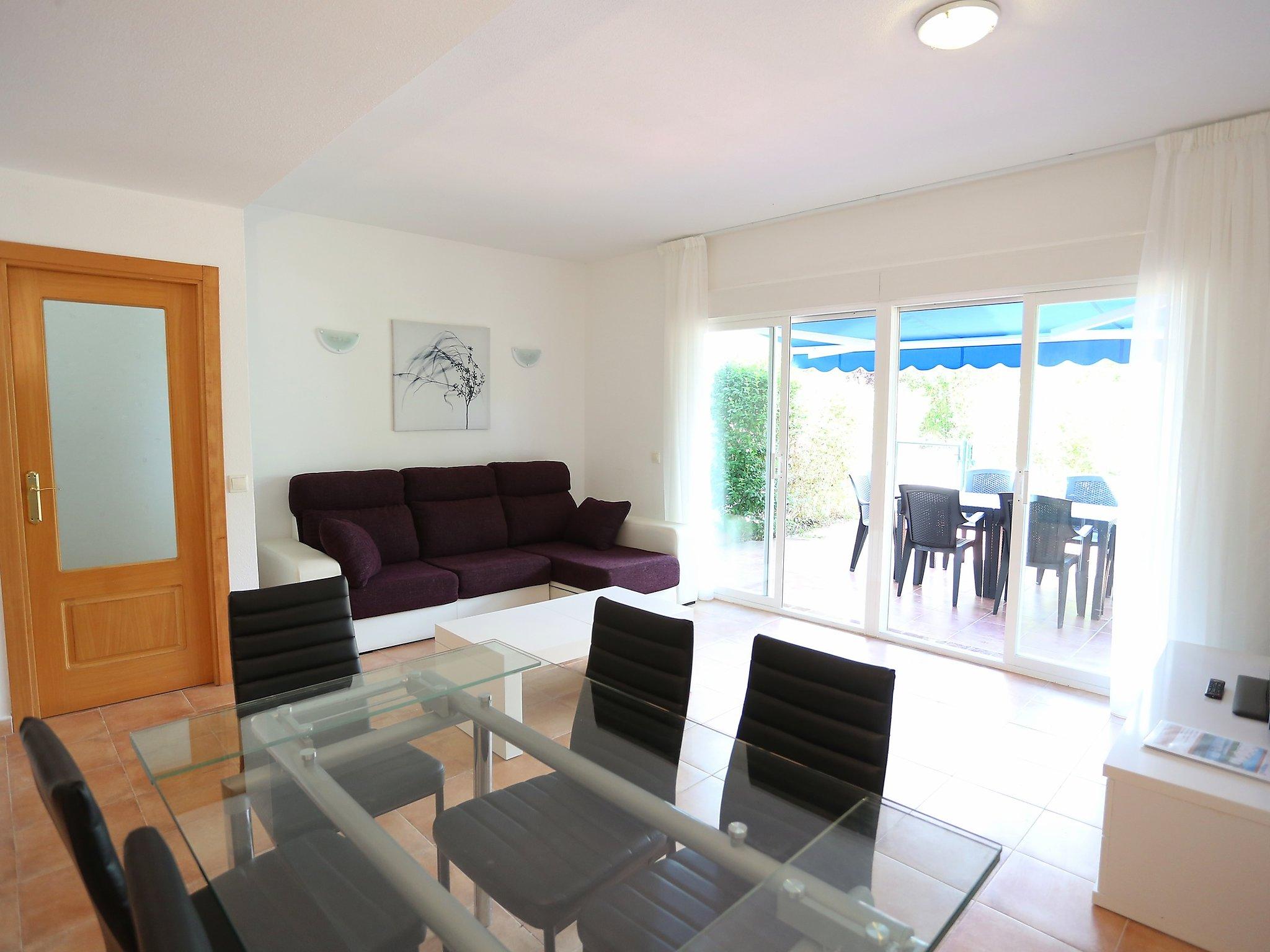 Photo 3 - 3 bedroom House in Salou with swimming pool and sea view