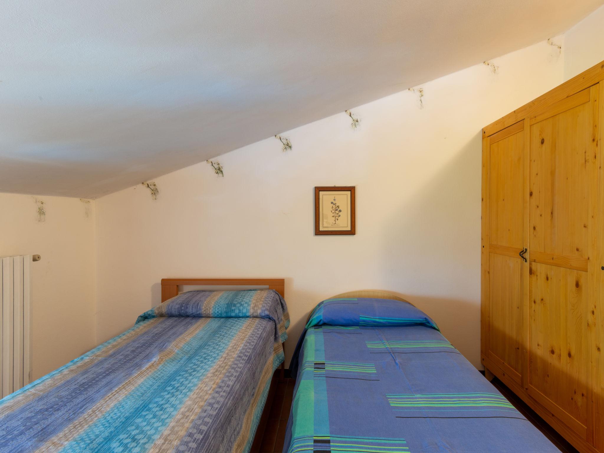 Foto 15 - Casa con 2 camere da letto a Colico con piscina e vista sulle montagne
