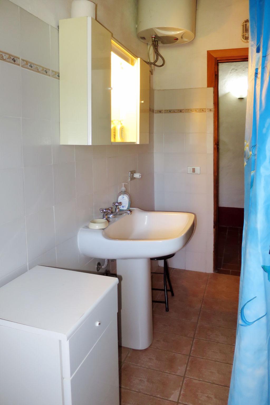 Foto 13 - Apartment mit 1 Schlafzimmer in Bagnoregio mit schwimmbad und garten